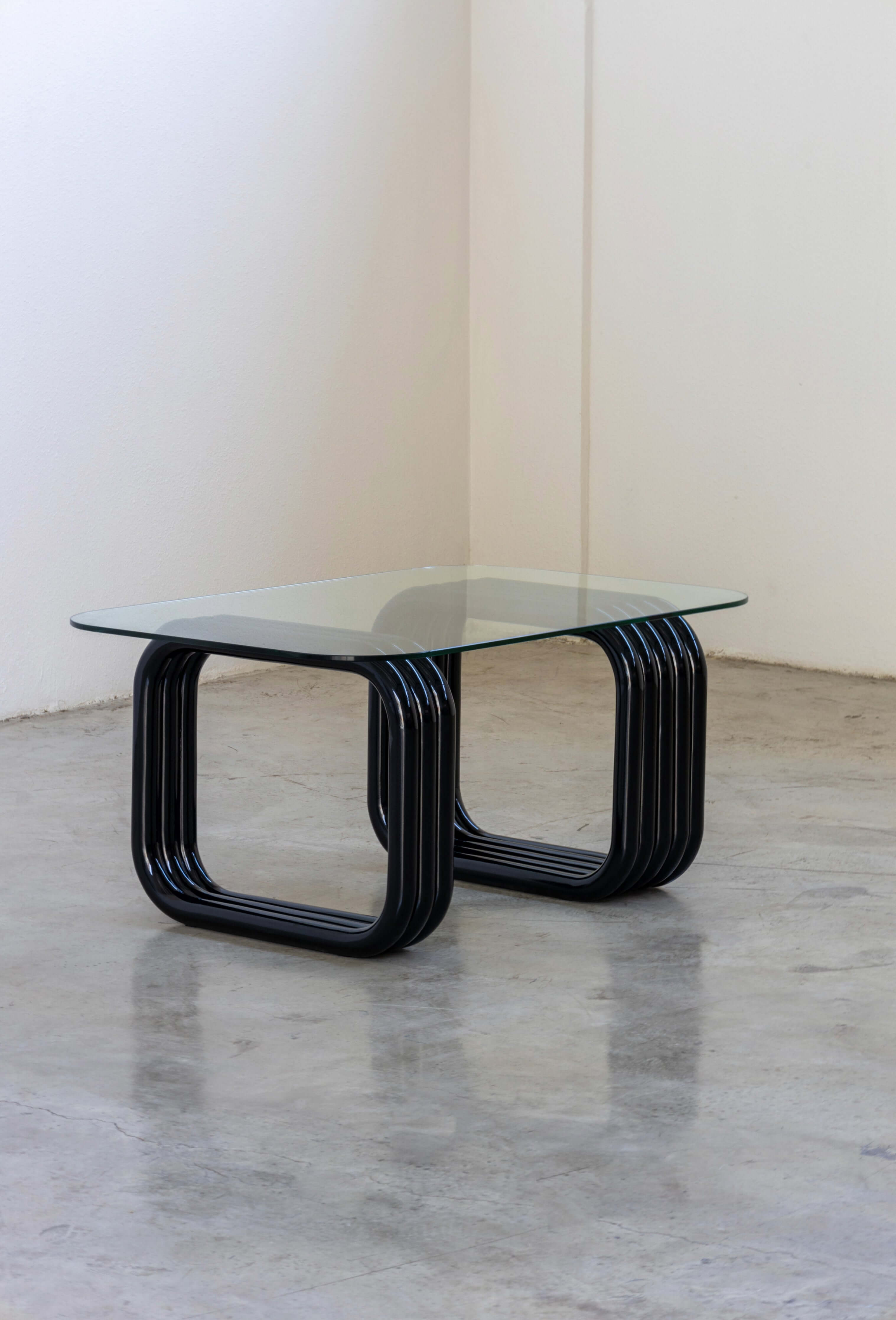 Ripples coffee table - Forma - UAE - DUBAI