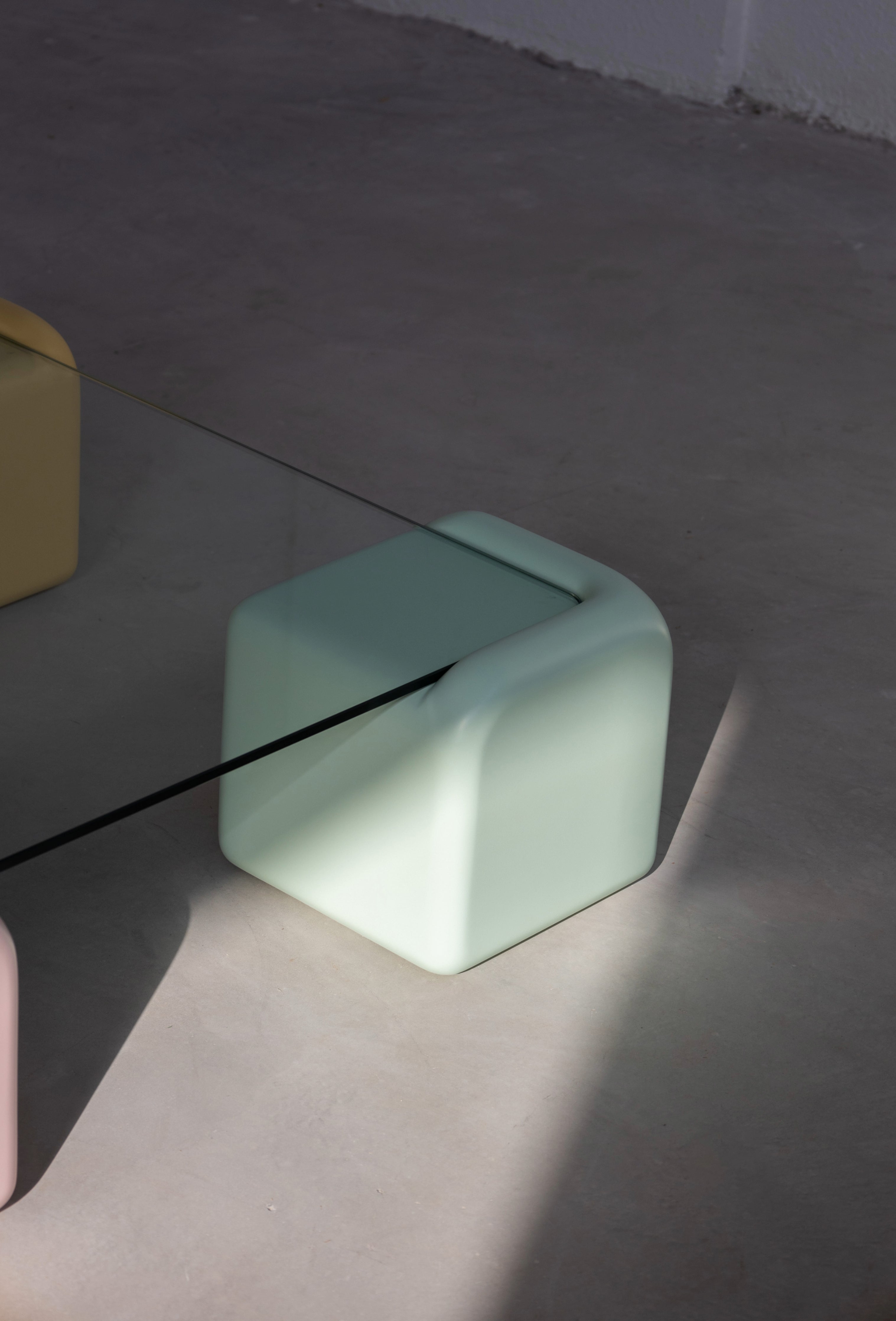 Tavolo morbido - Forma - UAE - 2