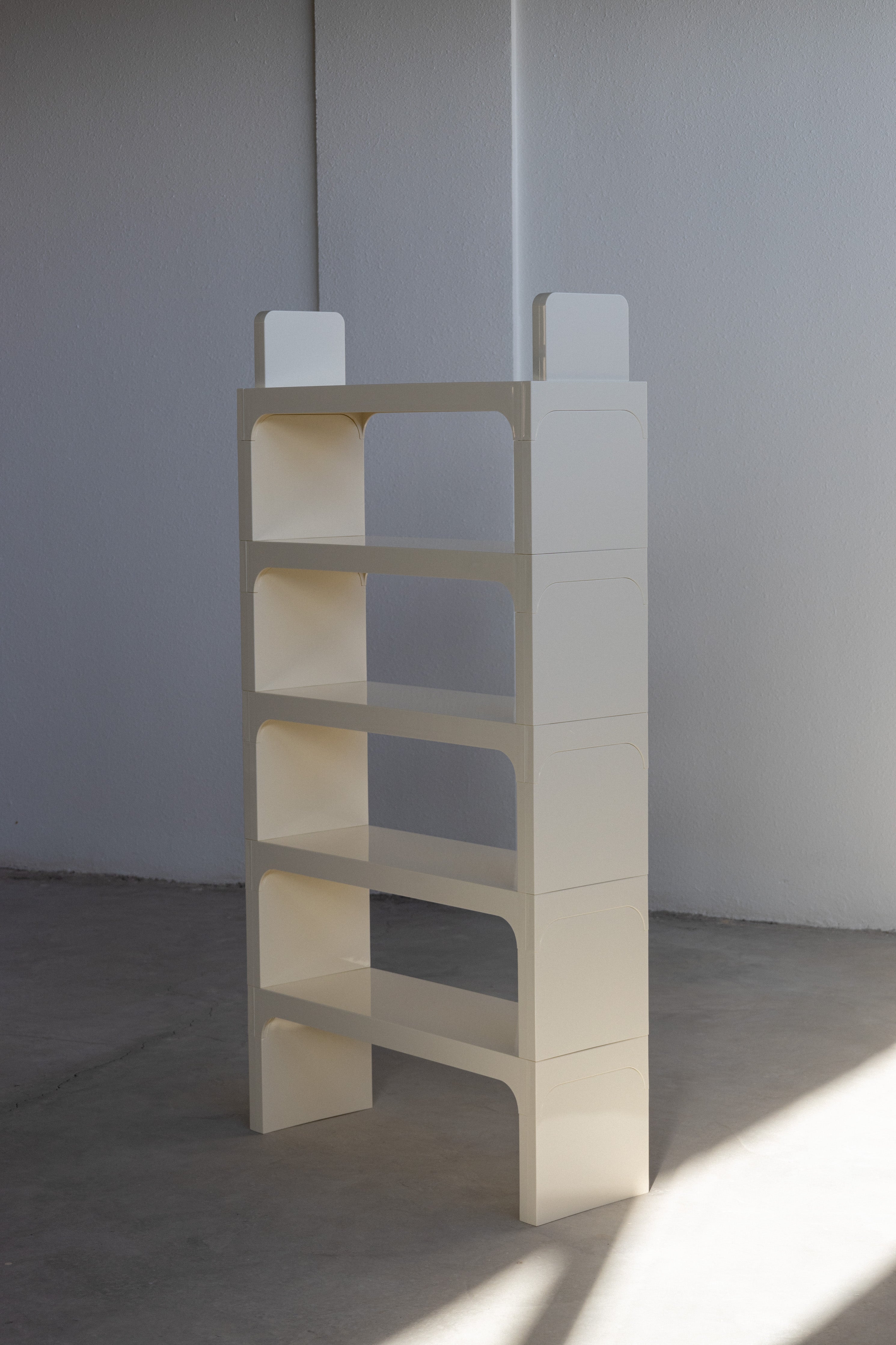 Olaf von Bohr bookcase - Forma - UAE - 2