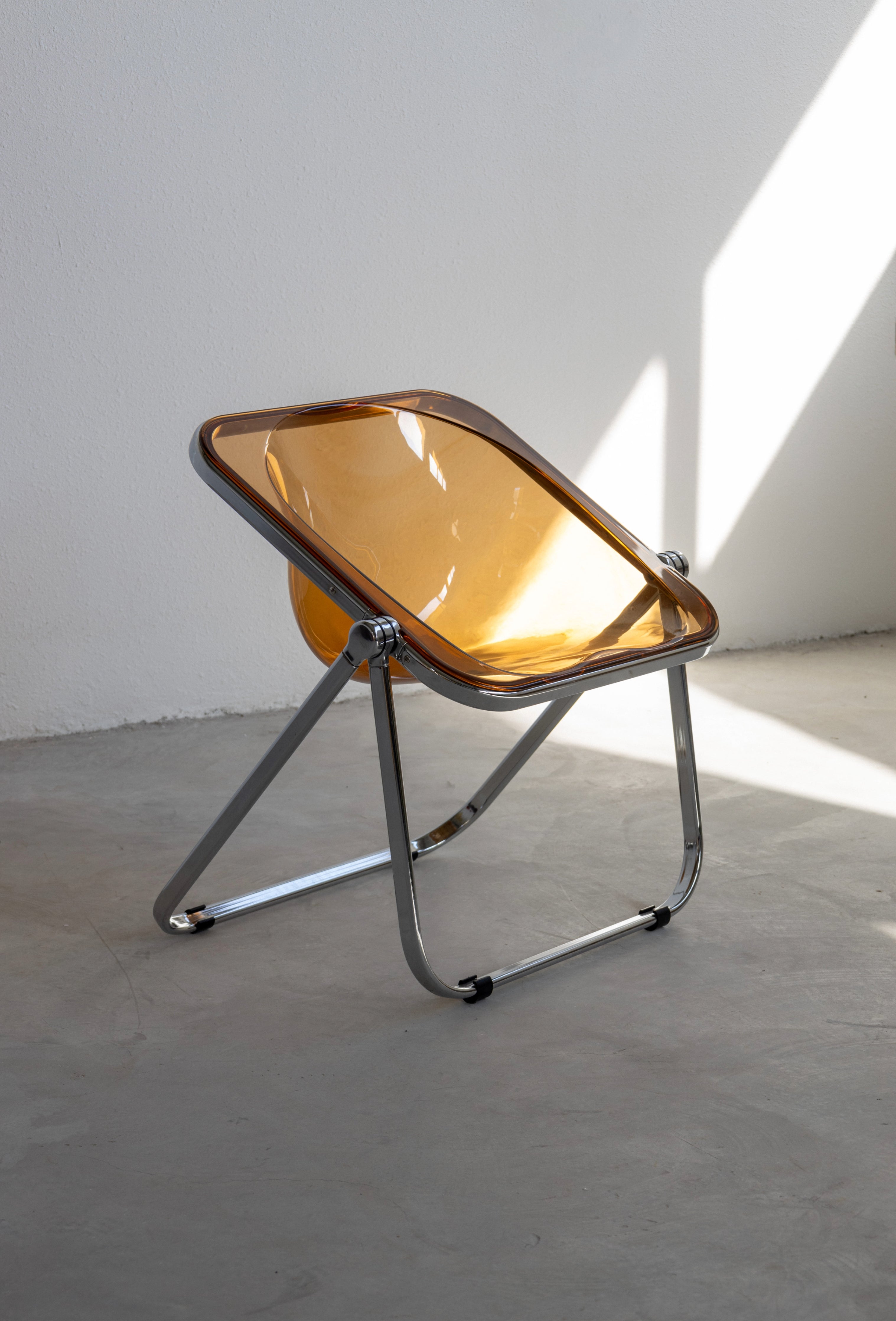 Plona chair - Forma - UAE - 3