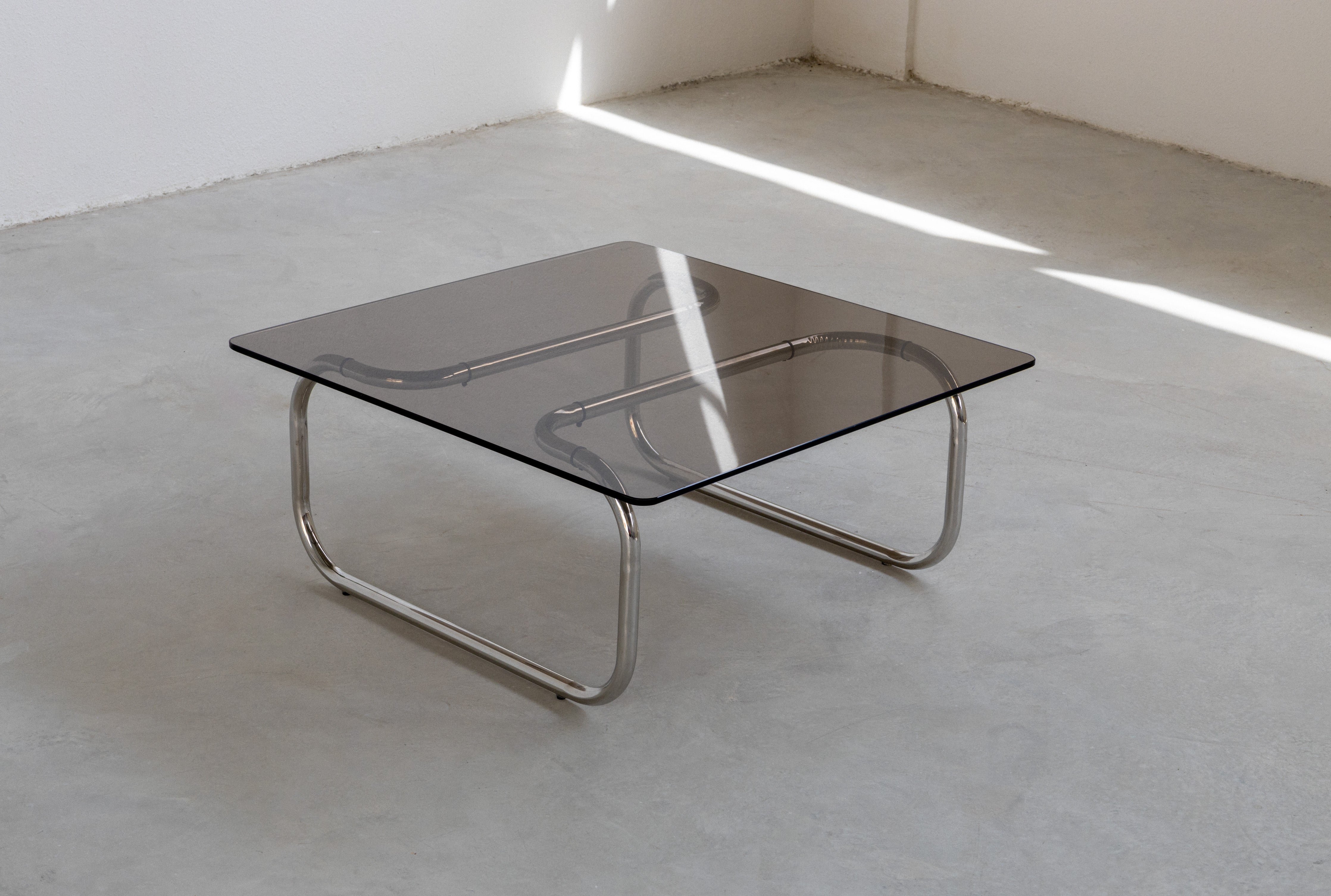 Tubular Coffee Table Modern Design Coffee Table UAE | Forma