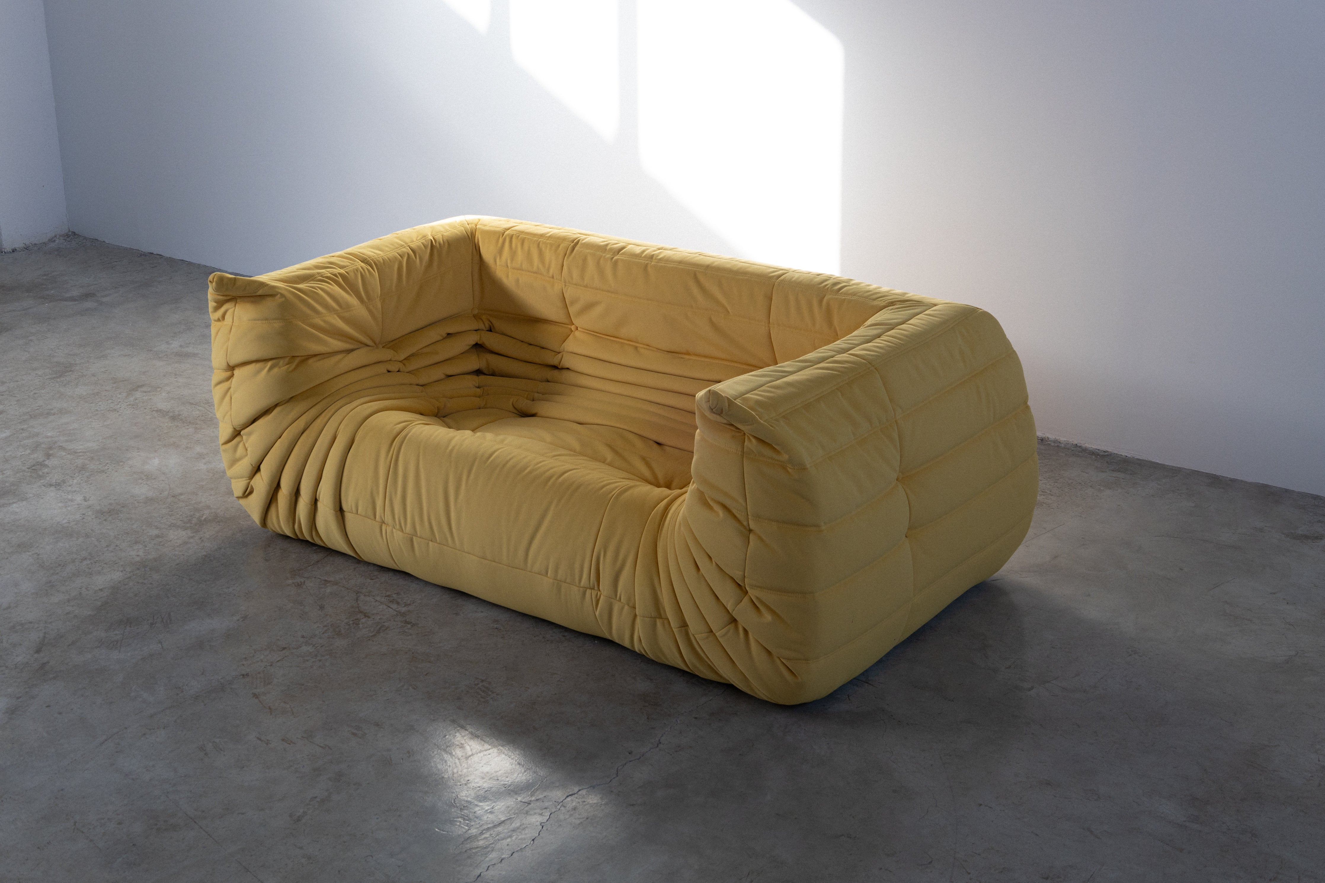 Togo Arm Sofa – Yellow – 3-Seater – Front View