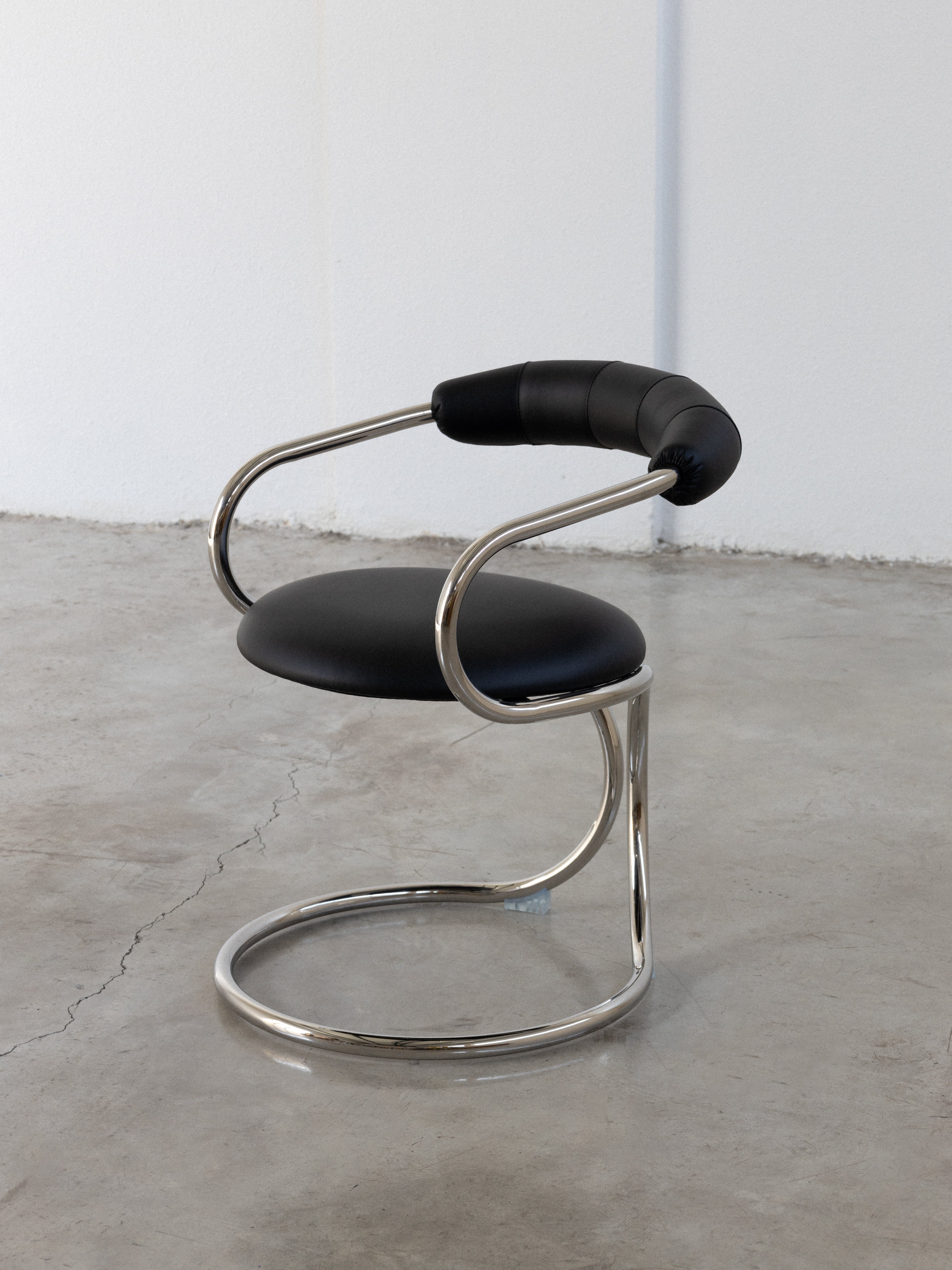 Giotto Stoppino Chair Modern Designer Seating UAE | Forma