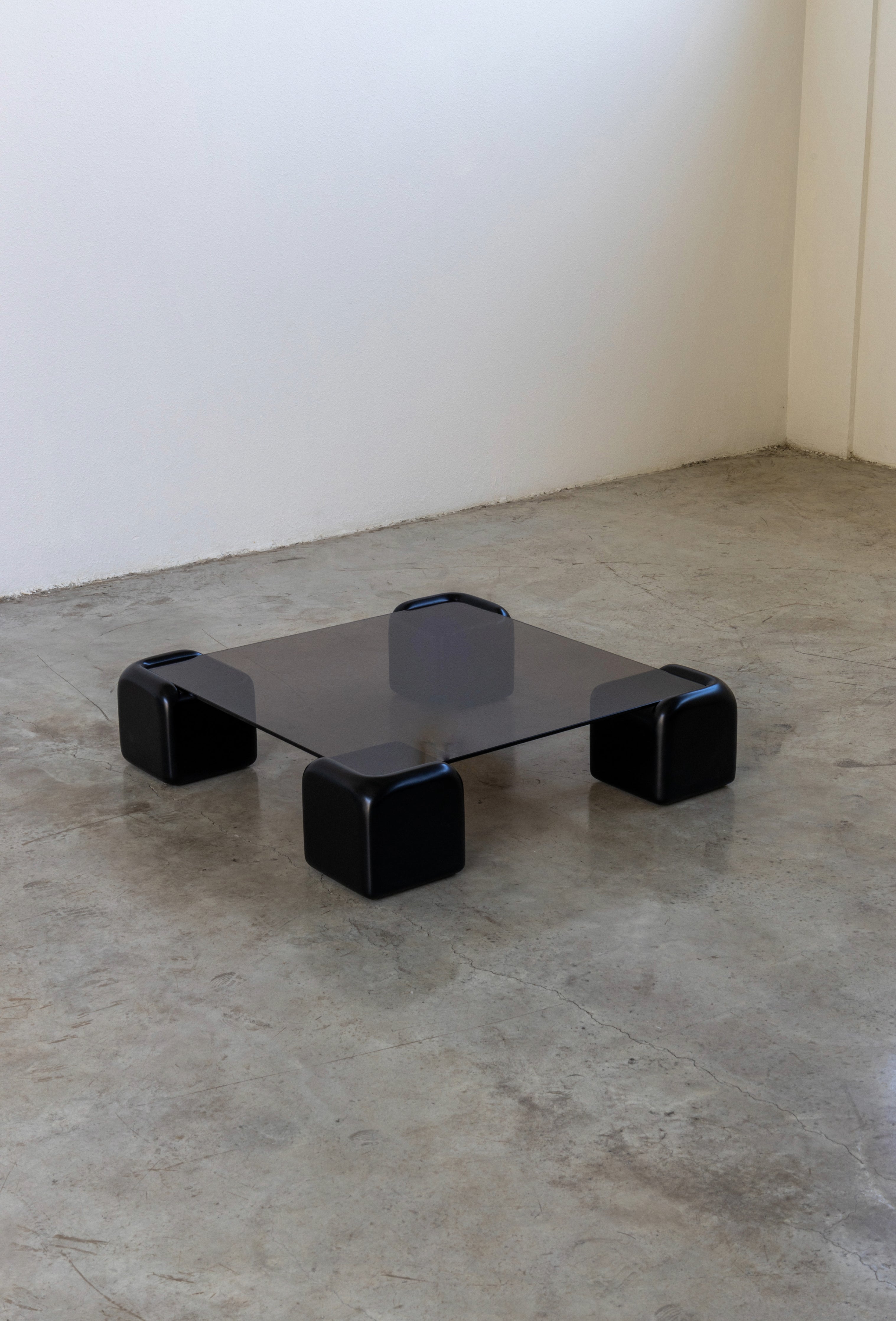Tavolo Morbido Coffee Table Modern Seating UAE | Forma