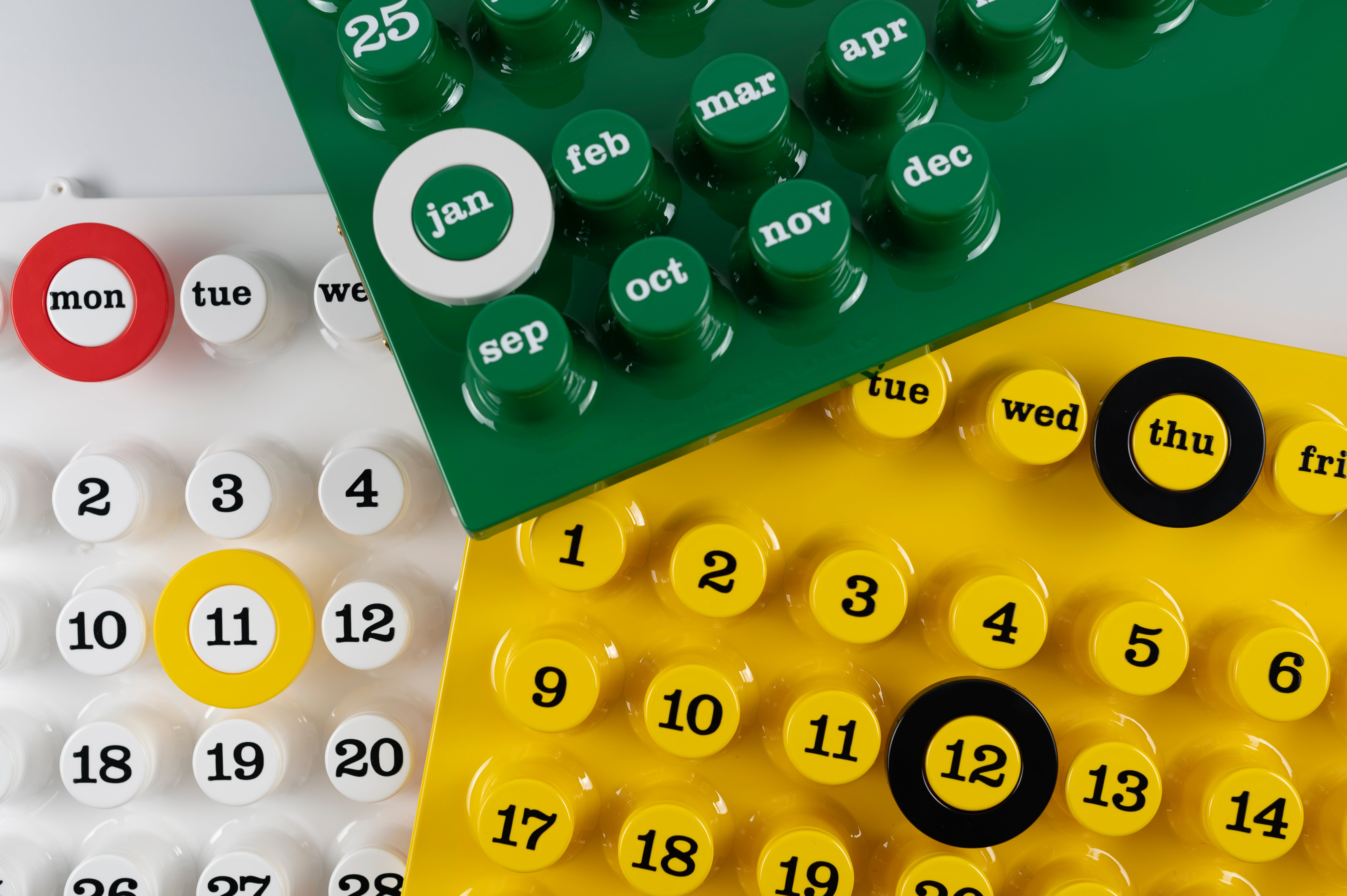 Italian Postmodern Calendar Designer Wall Calendar UAE | Forma