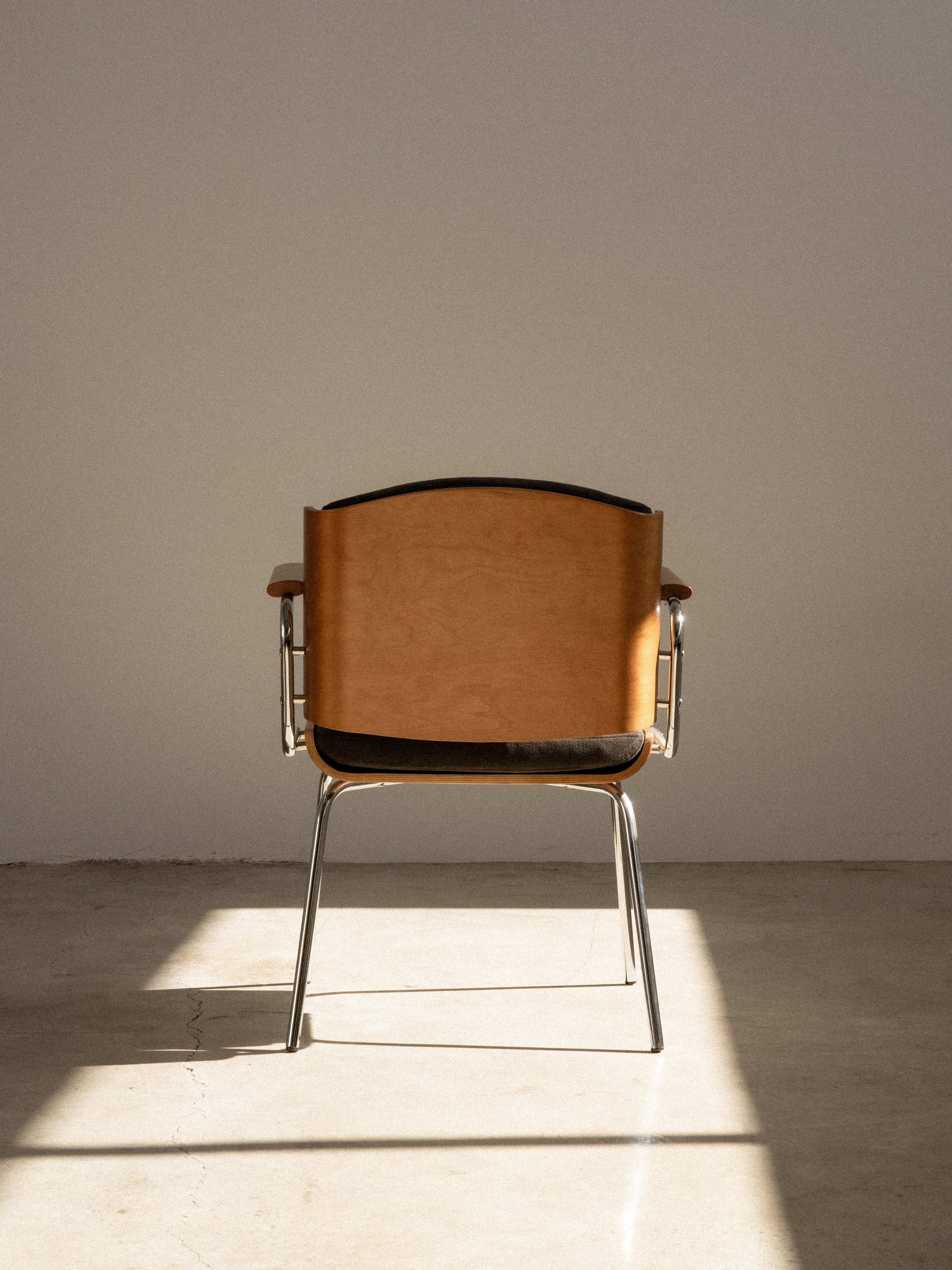 Duba Chair in modern UAE dining room