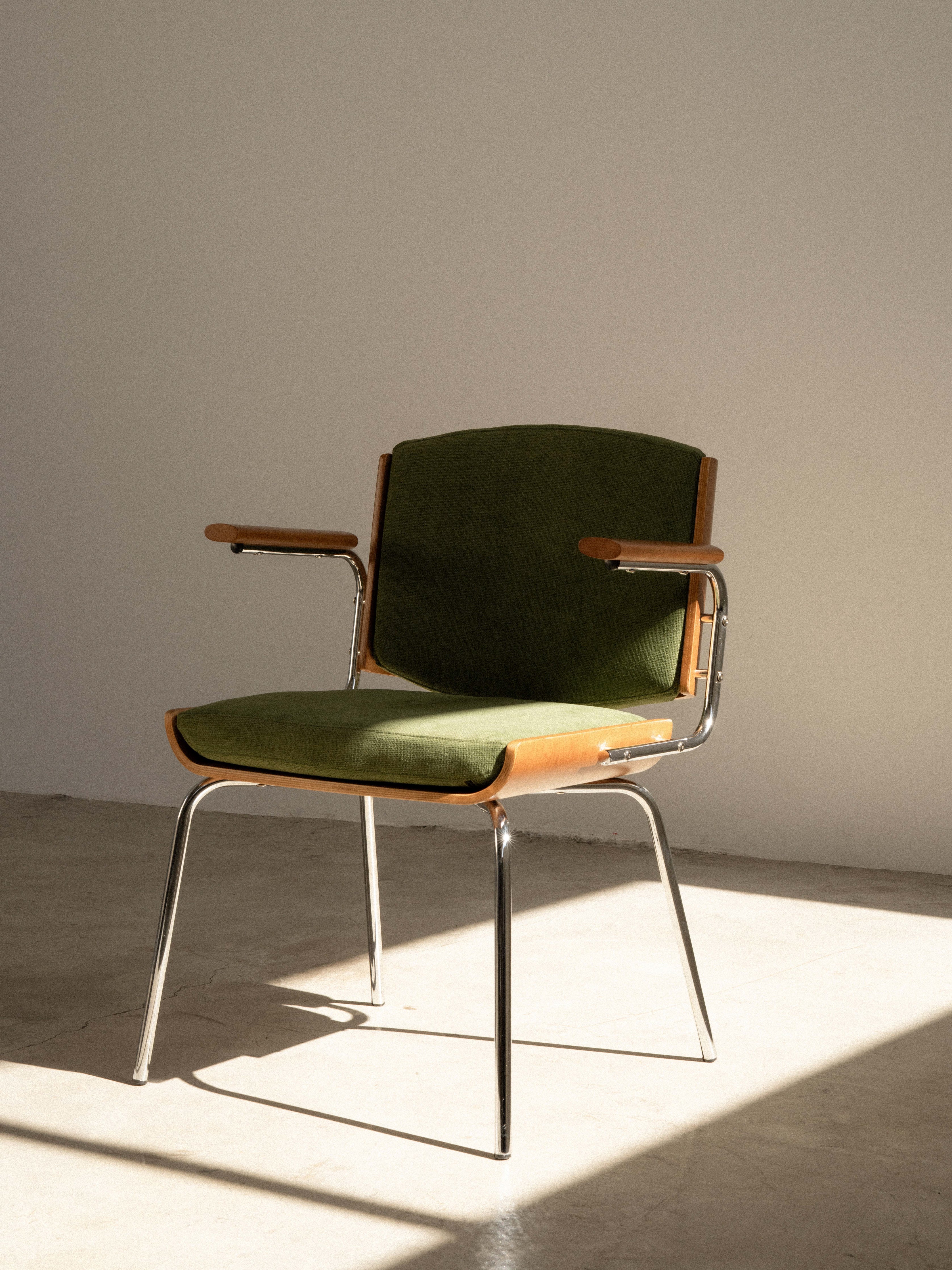 Duba Chair in modern UAE dining room