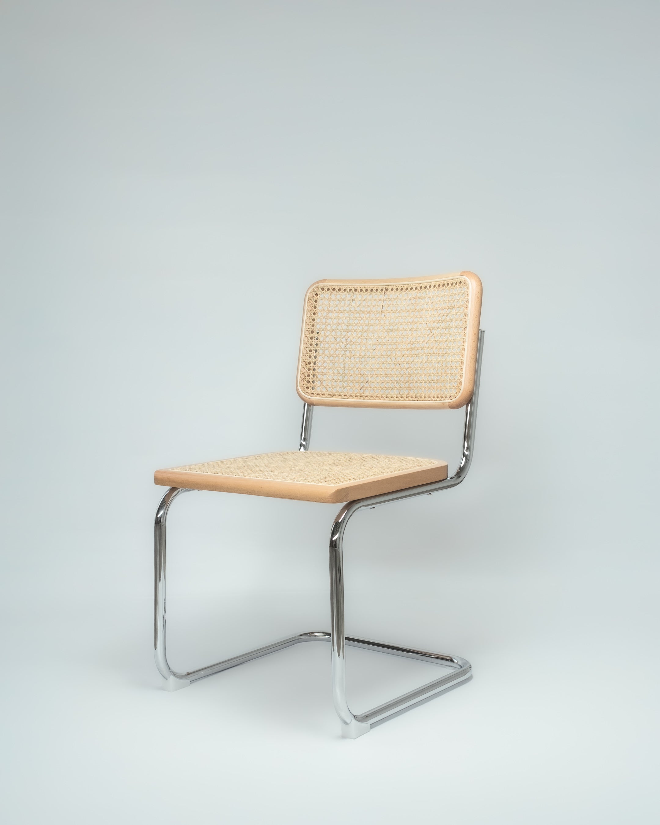 Cantilever Chair S 32 Rattan Modern Designer Chair UAE | Forma