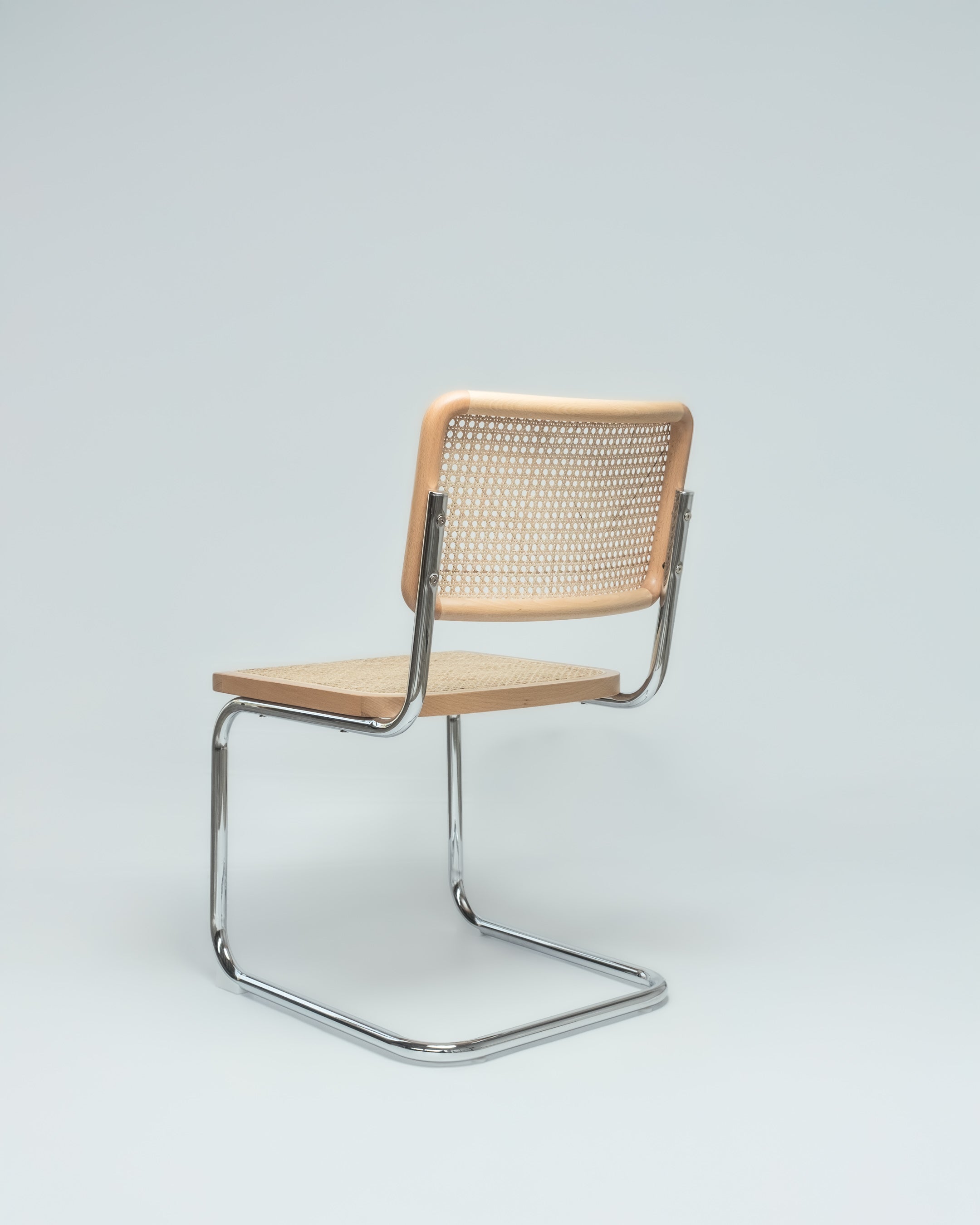 Cantilever Chair S 32 Rattan Modern Designer Chair UAE | Forma