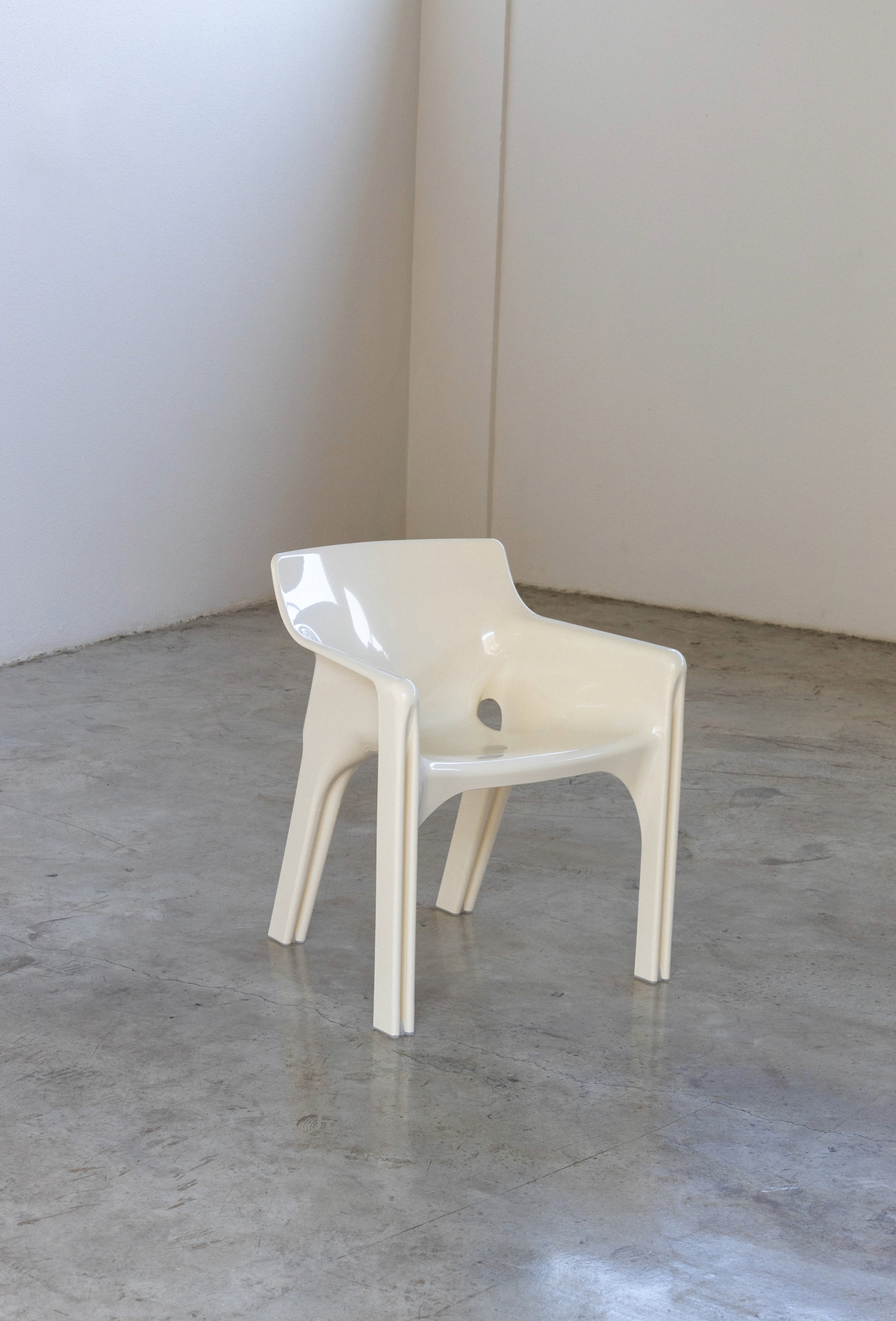 Gaudi Chair Ergonomic Designer Seating UAE | Forma