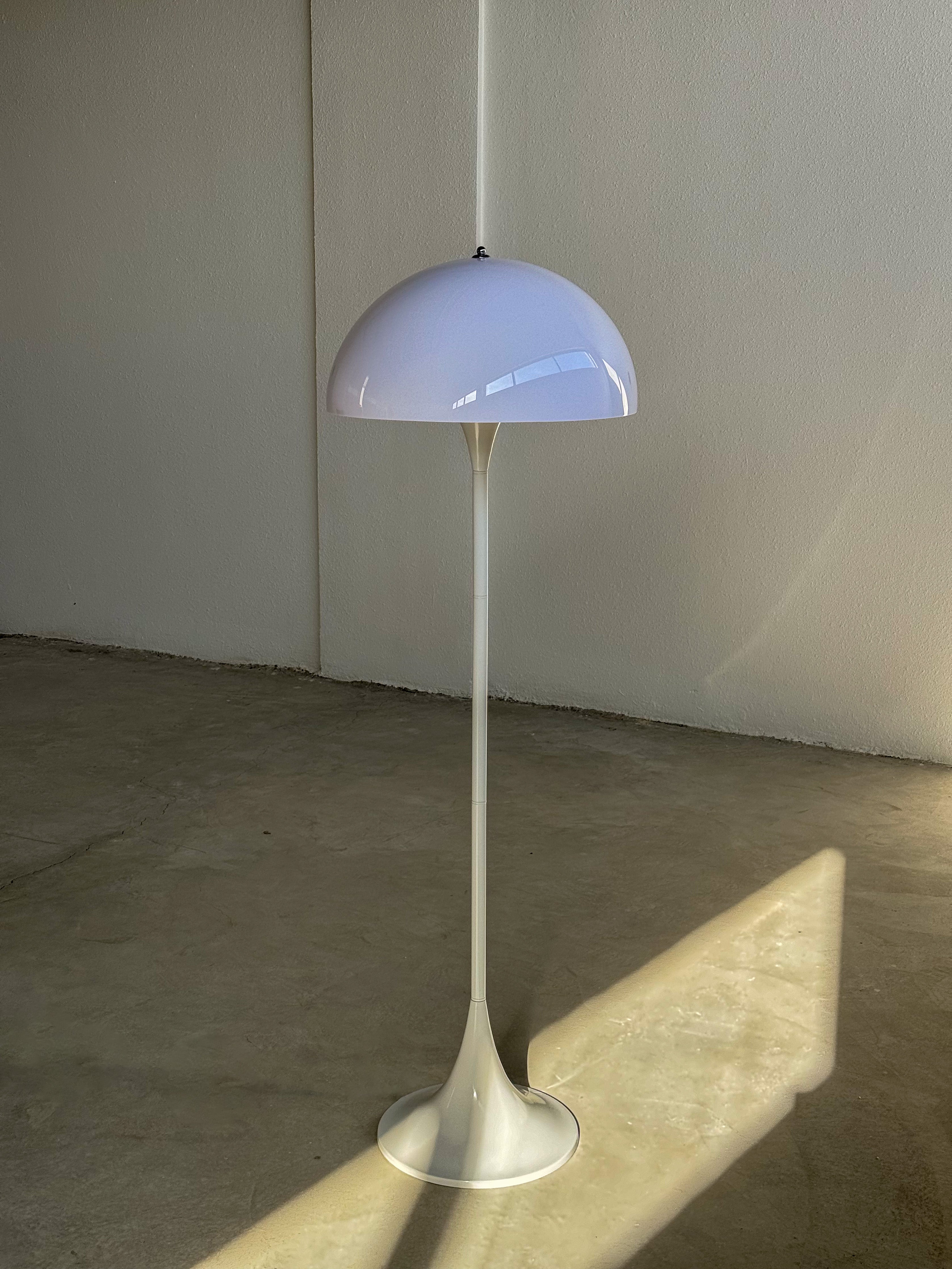 Panthella floor lamp - Forma - UAE - 2