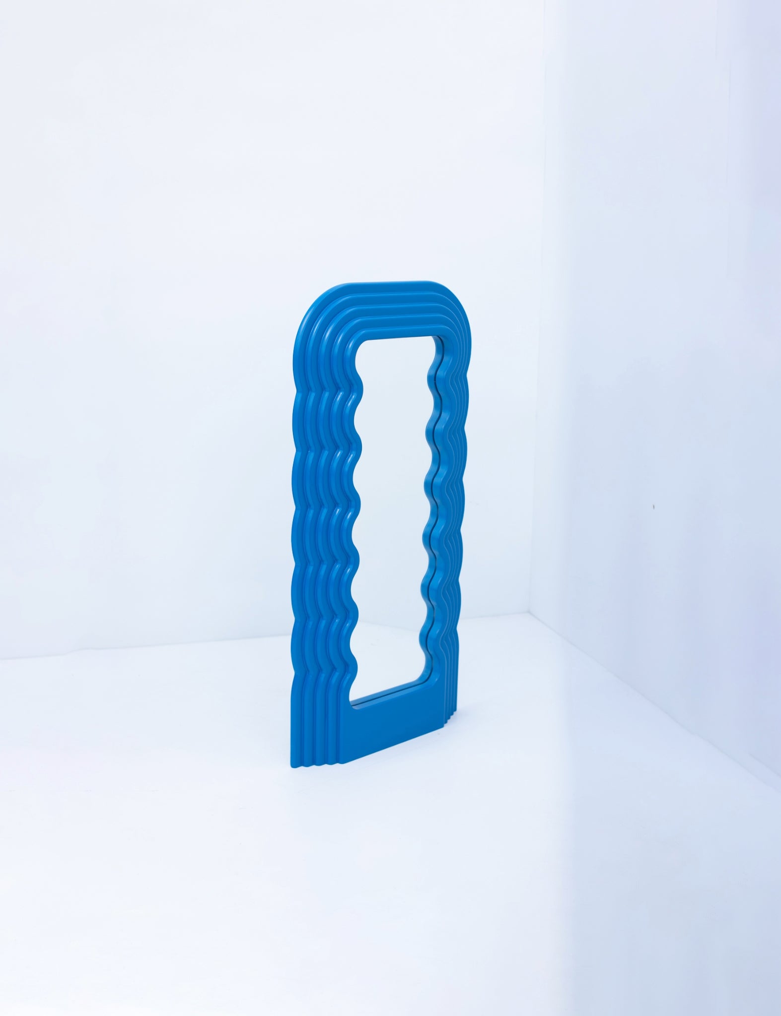 Medium wavy mirror - 11