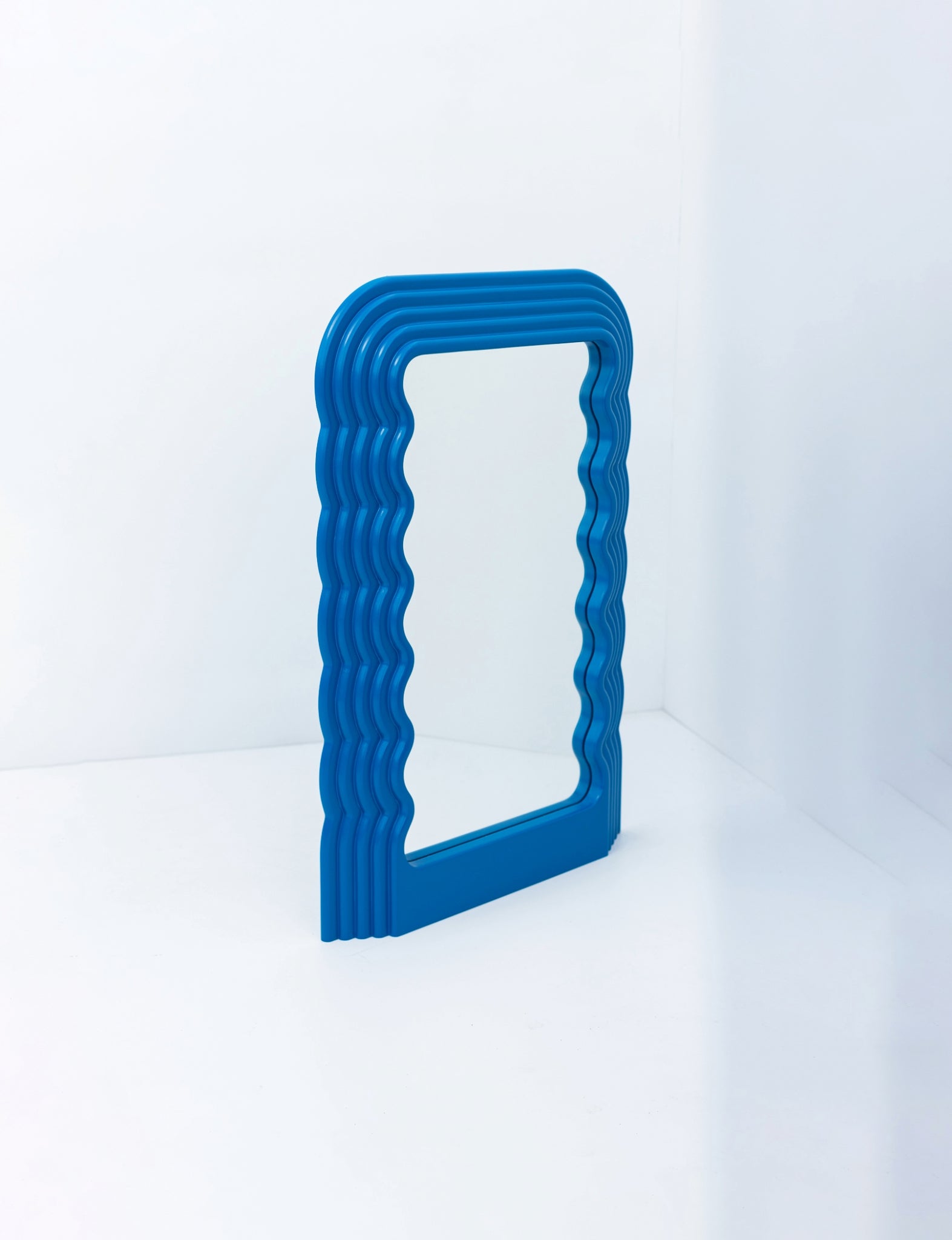 Medium wavy mirror - 13