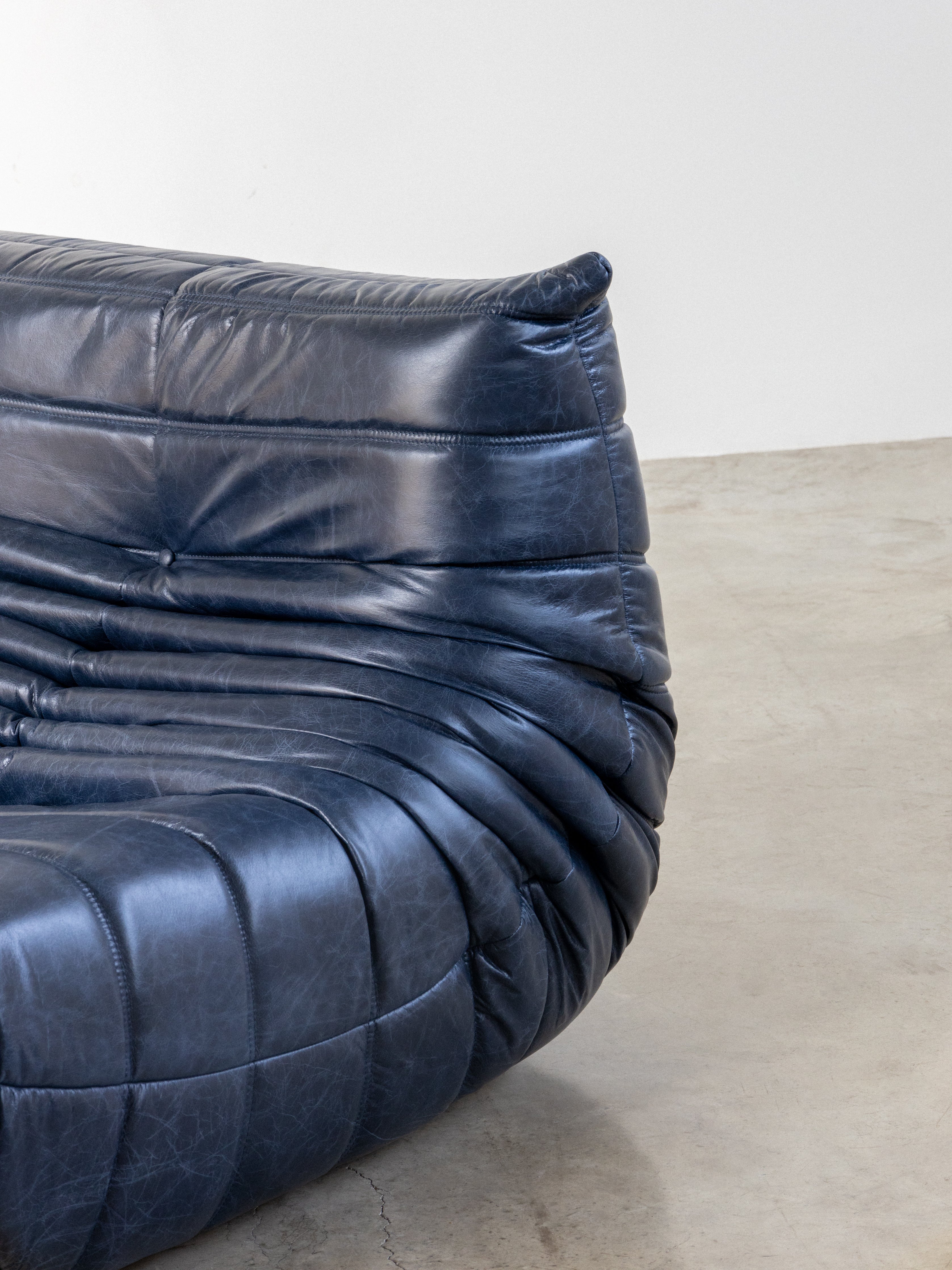 Togo Sofa - Leather - Deep Navy - 2-Seater