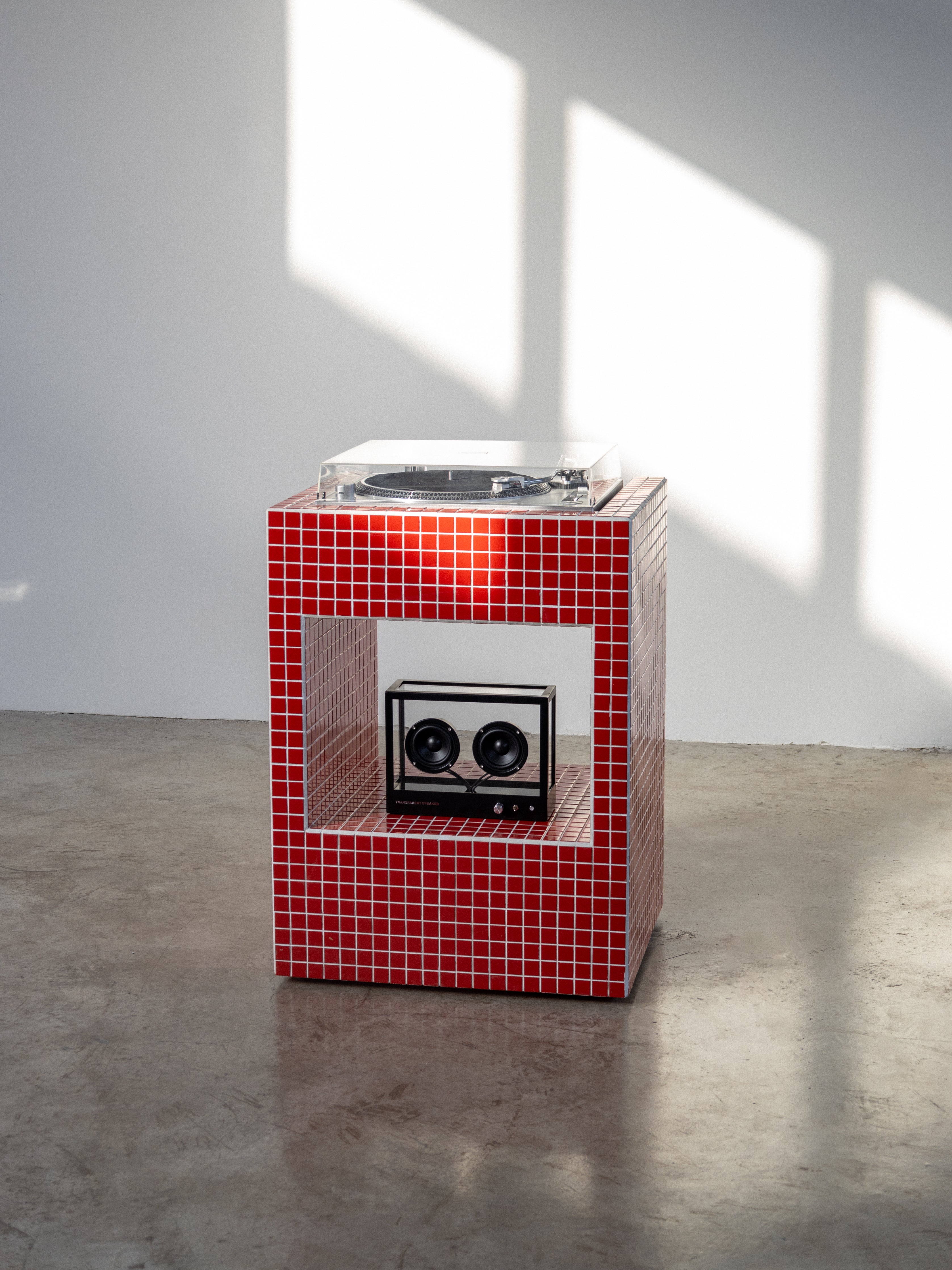 Vinyl Turntable Stand Modern Record Player Table UAE | Forma