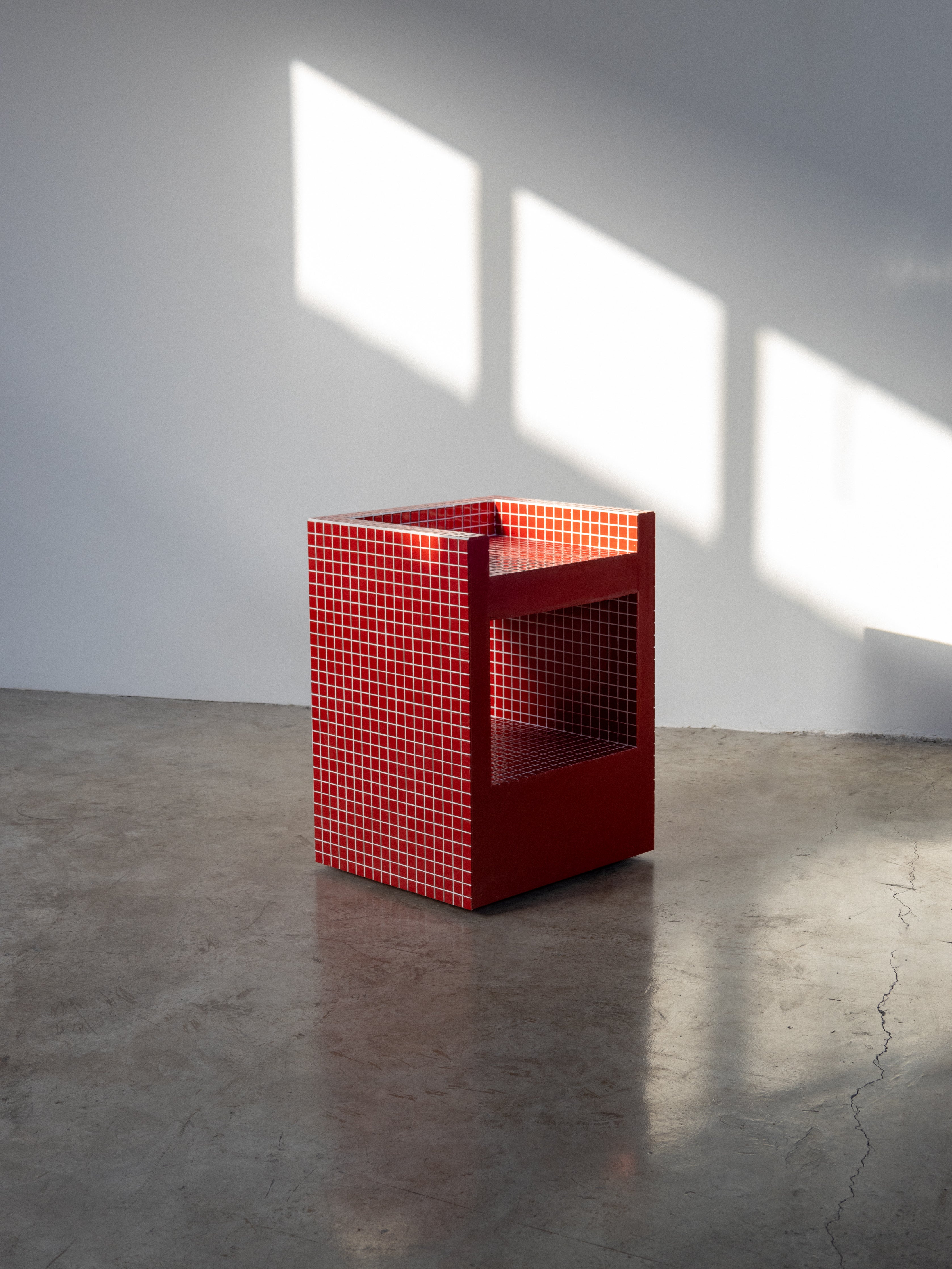 Vinyl Turntable Stand Modern Record Player Table UAE | Forma