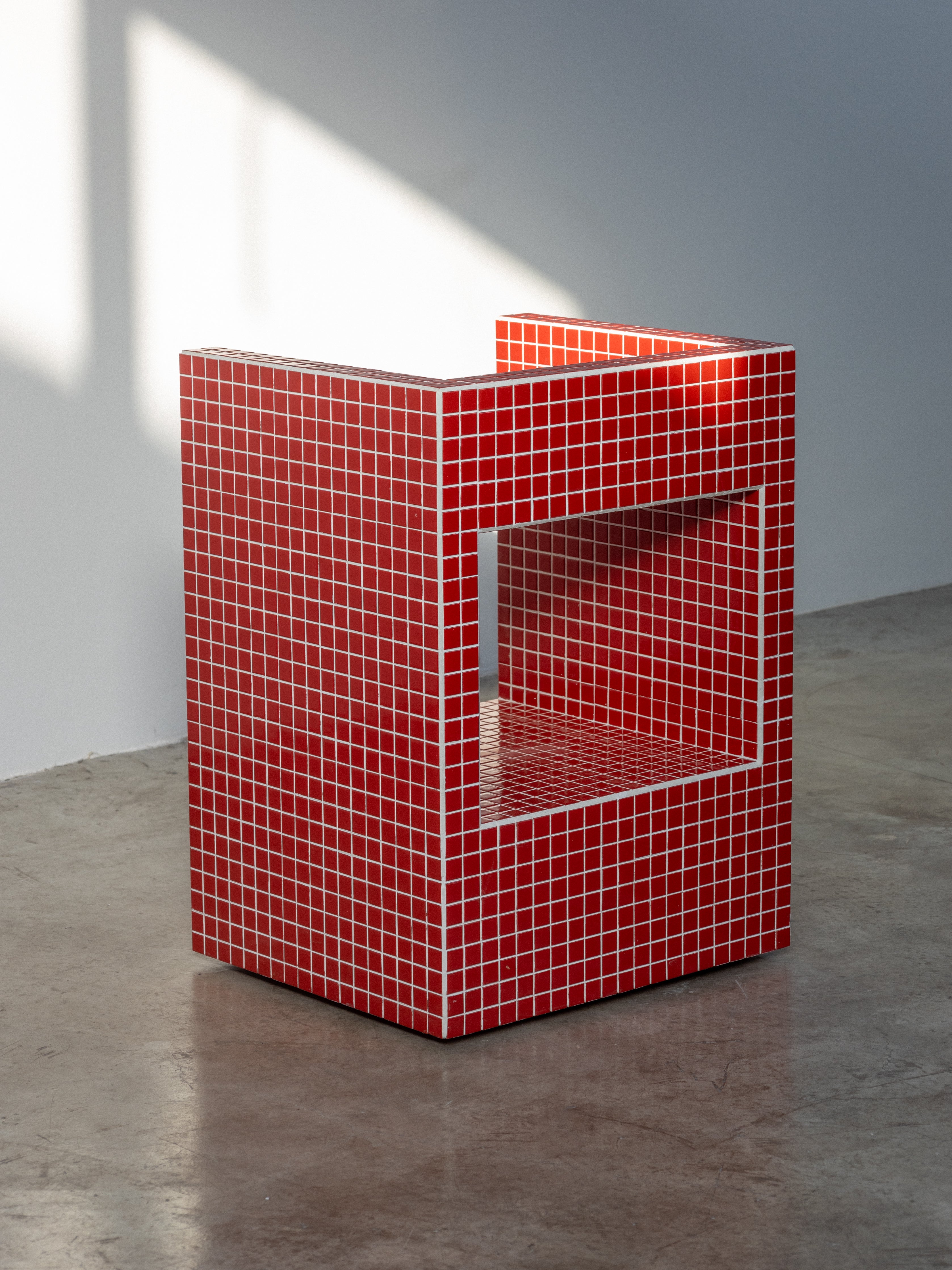 Vinyl Turntable Stand Modern Record Player Table UAE | Forma