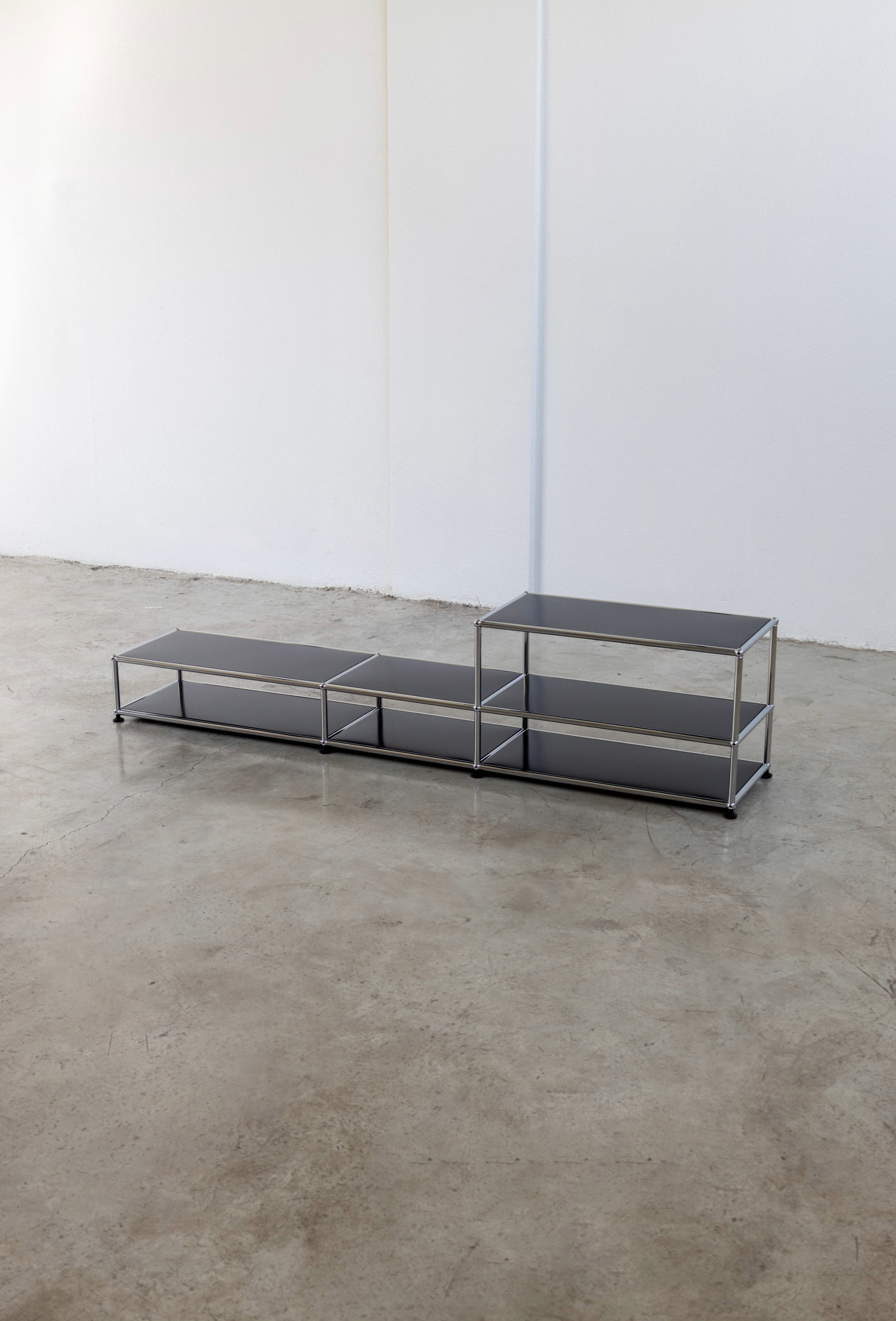 USM TV Shelf Unit Modern Modular Storage UAE | Forma