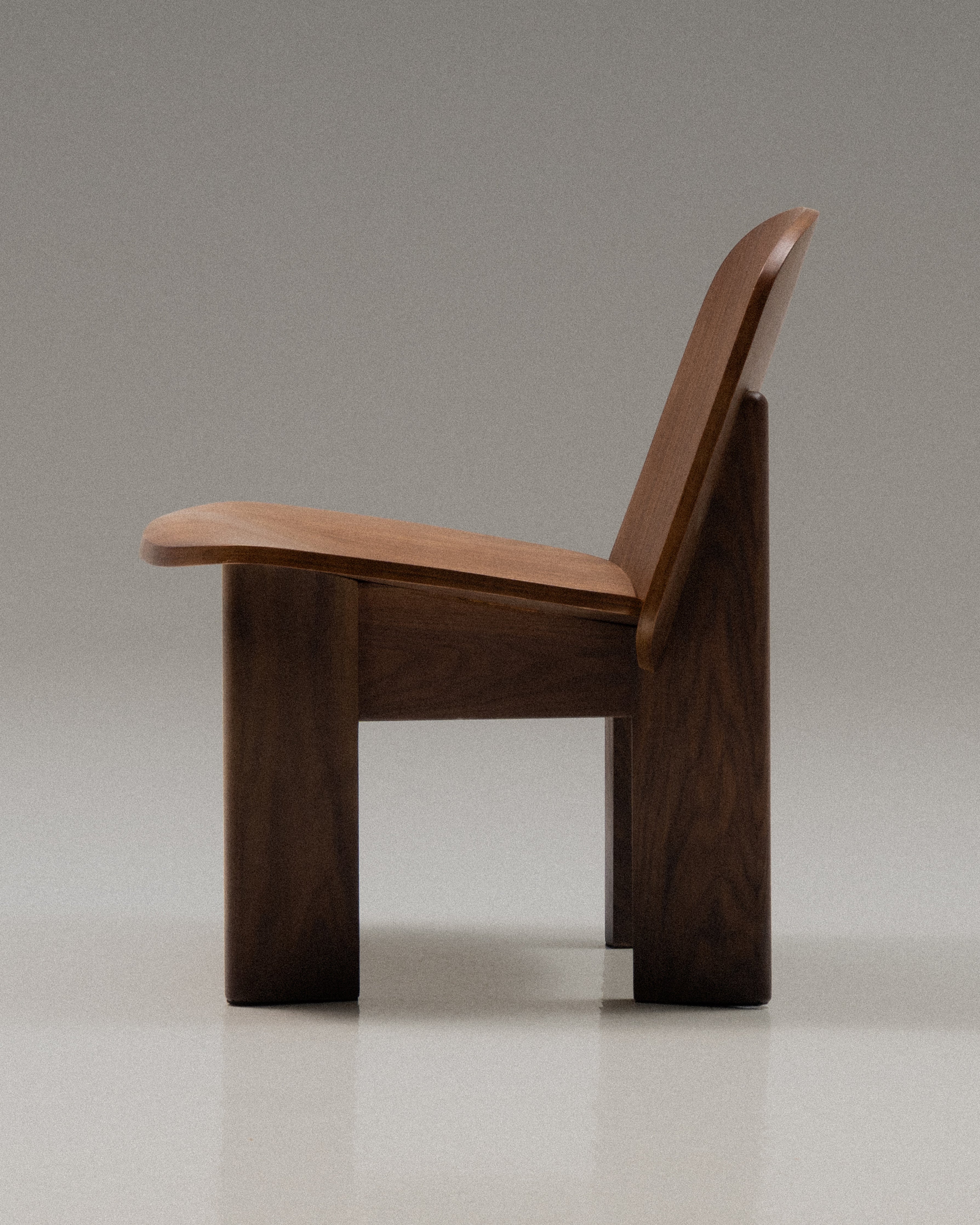 Chisel Lounge  Chair-thumbmail-3