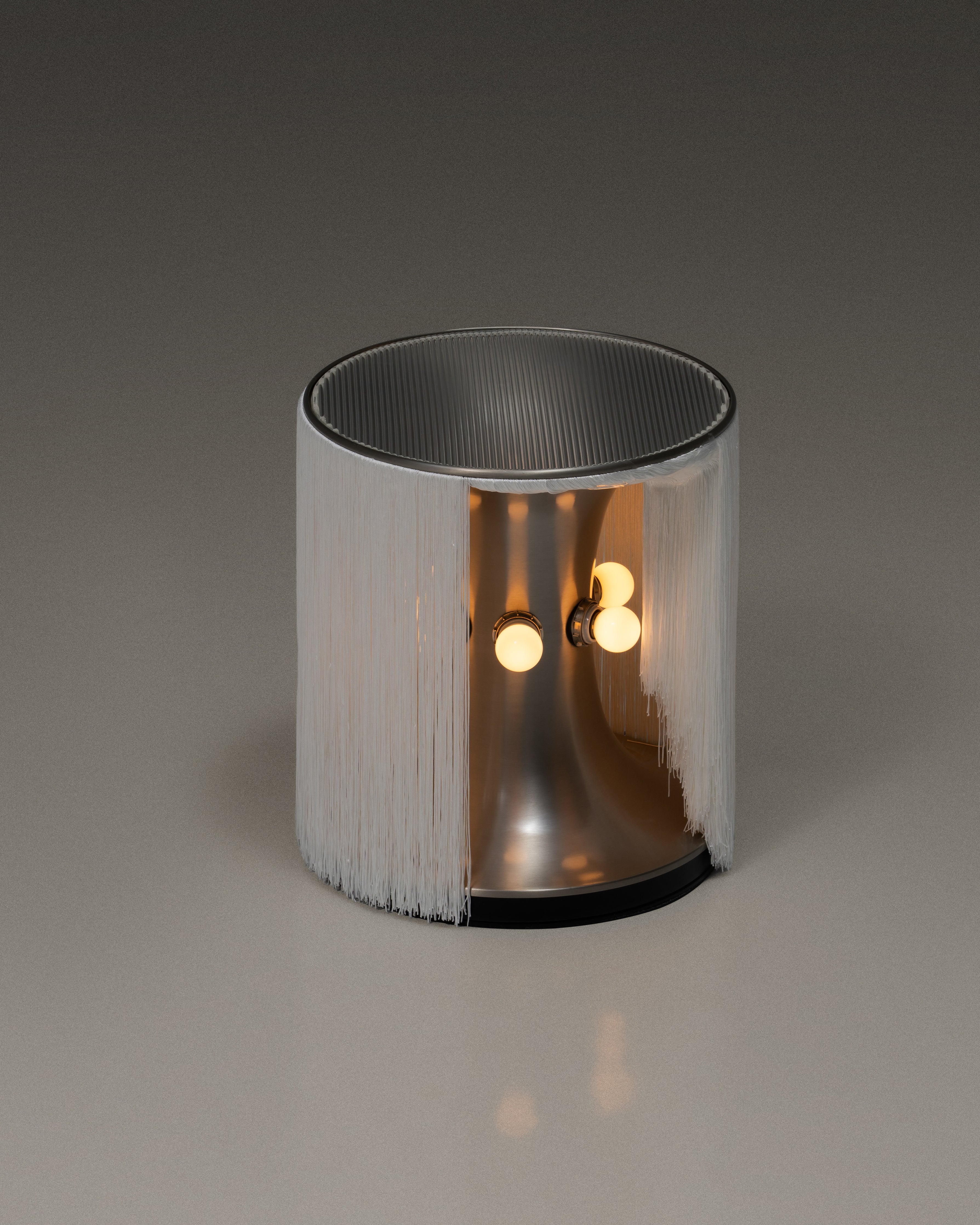 Gubi Fringe Table Lamp-thumbmail-2