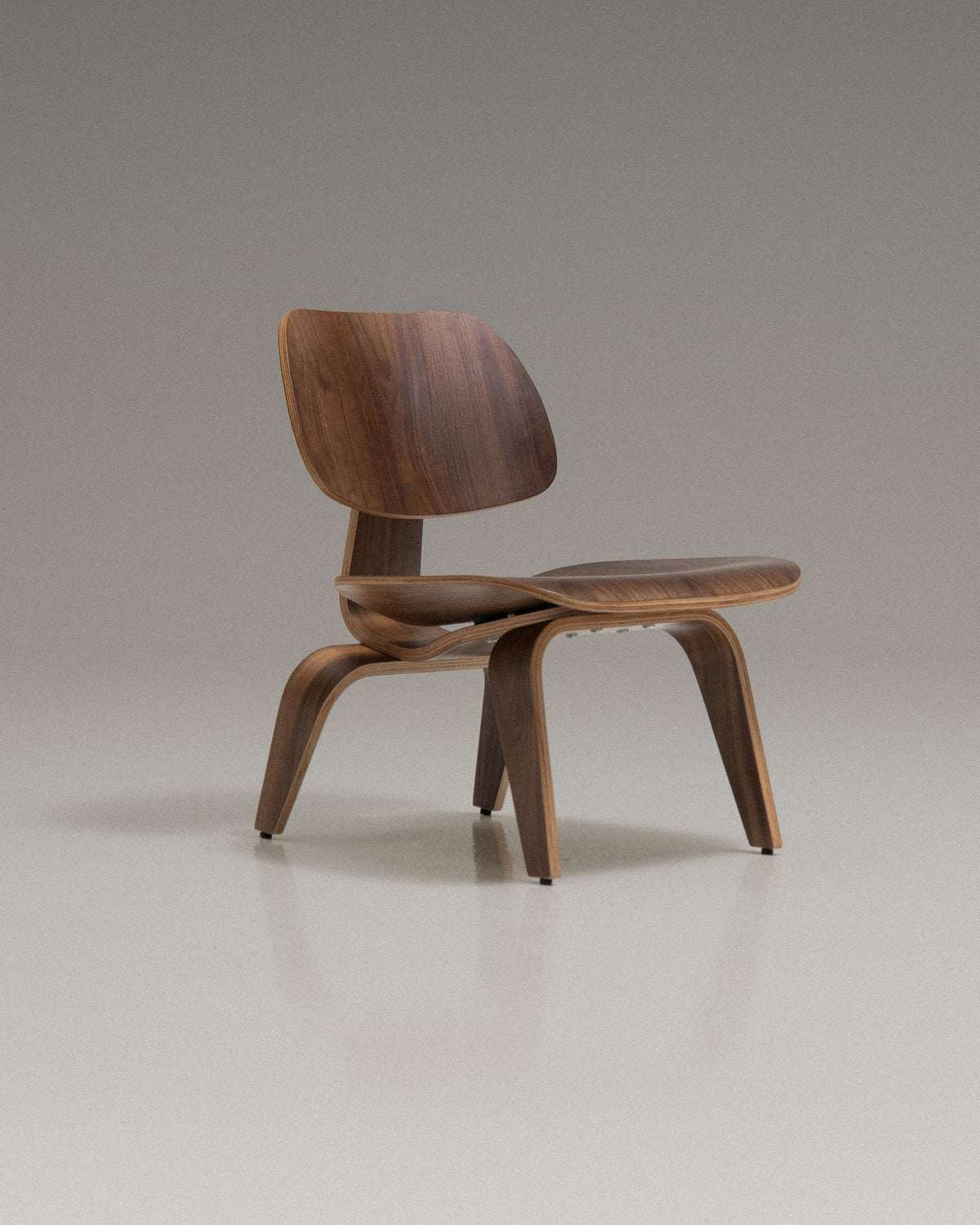Eames Lounge Chair-thumbmail-8