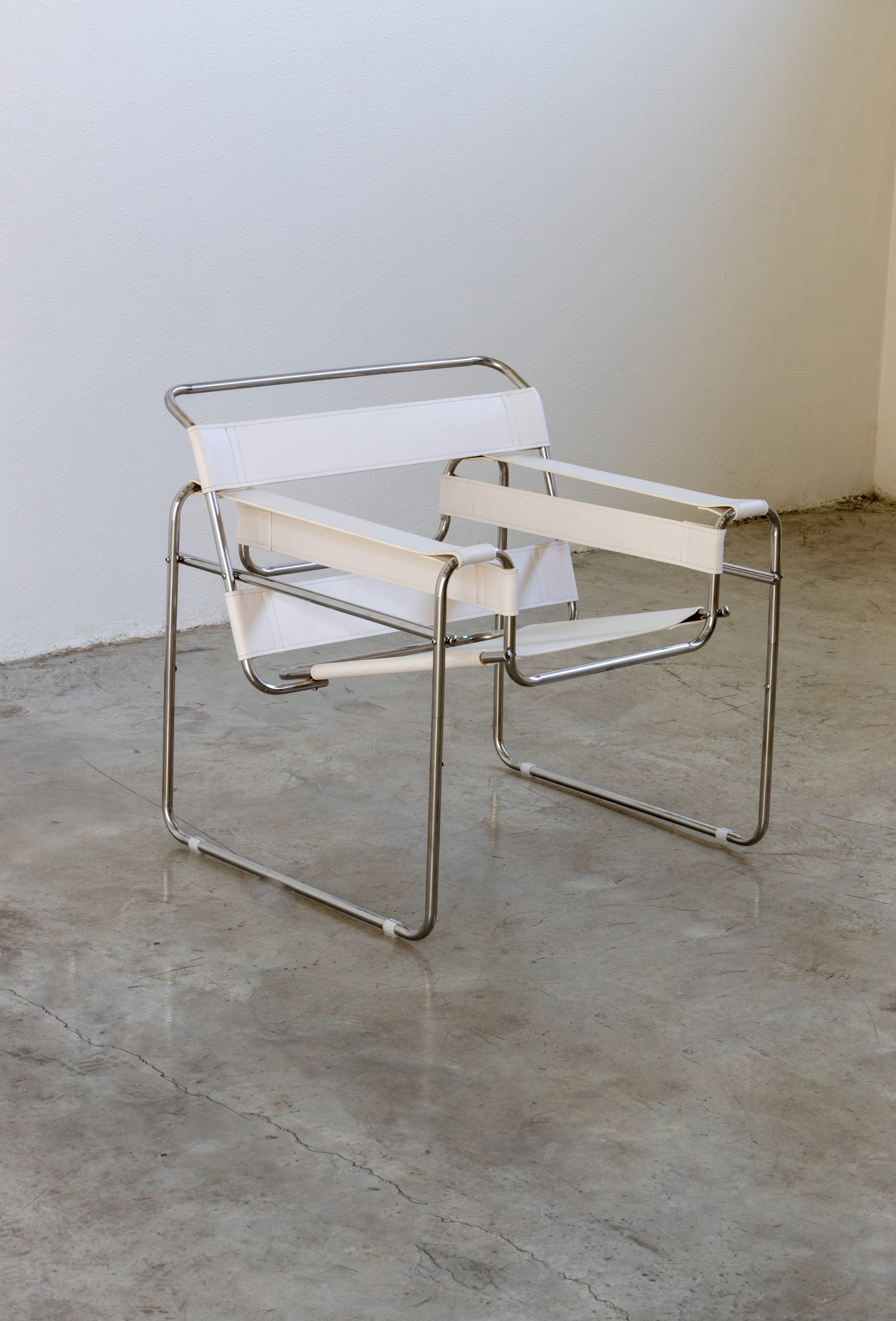 Wassily Chair - Forma - UAE