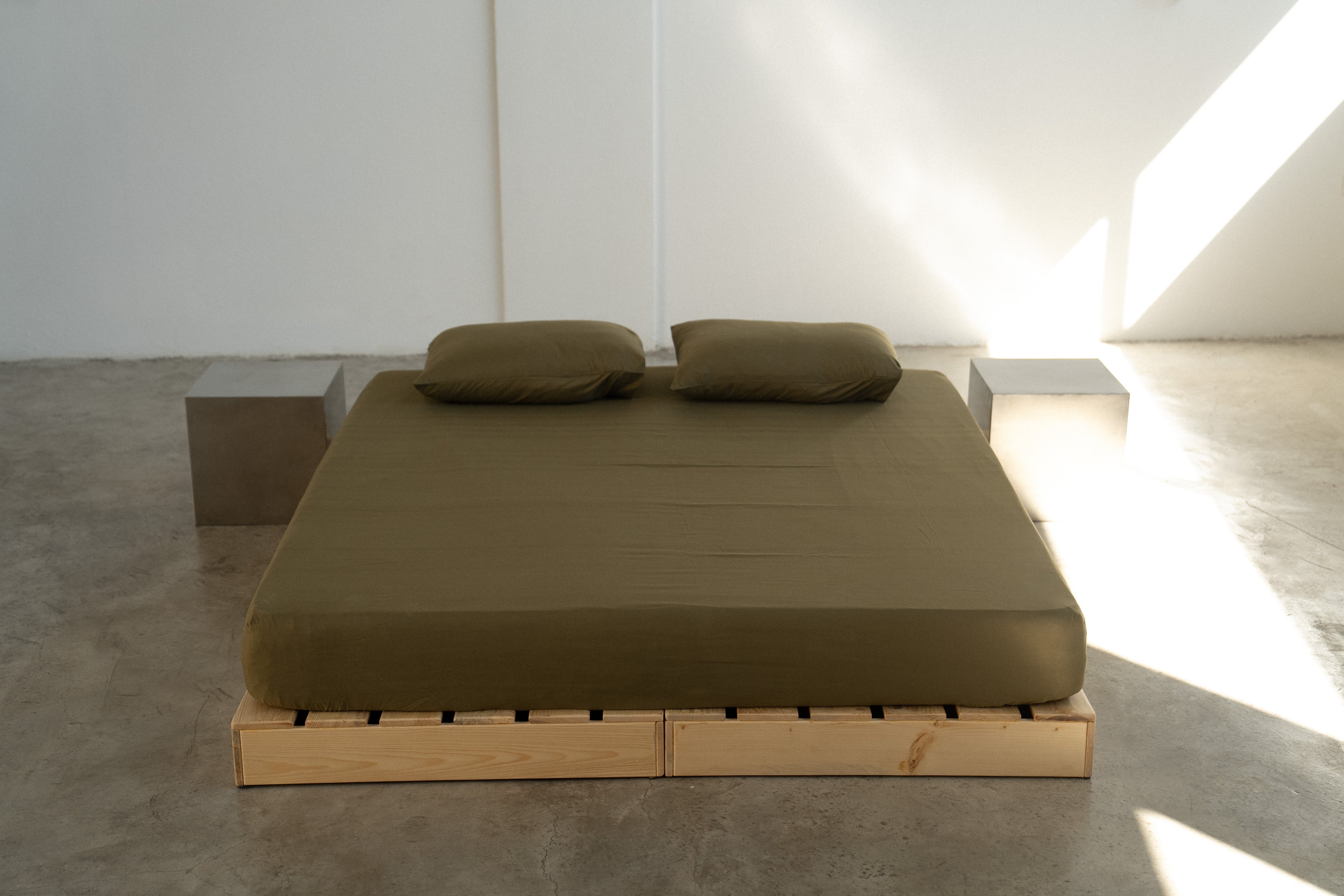 LYNGÖR Bed Modern Scandinavian Bed Frame UAE | Forma