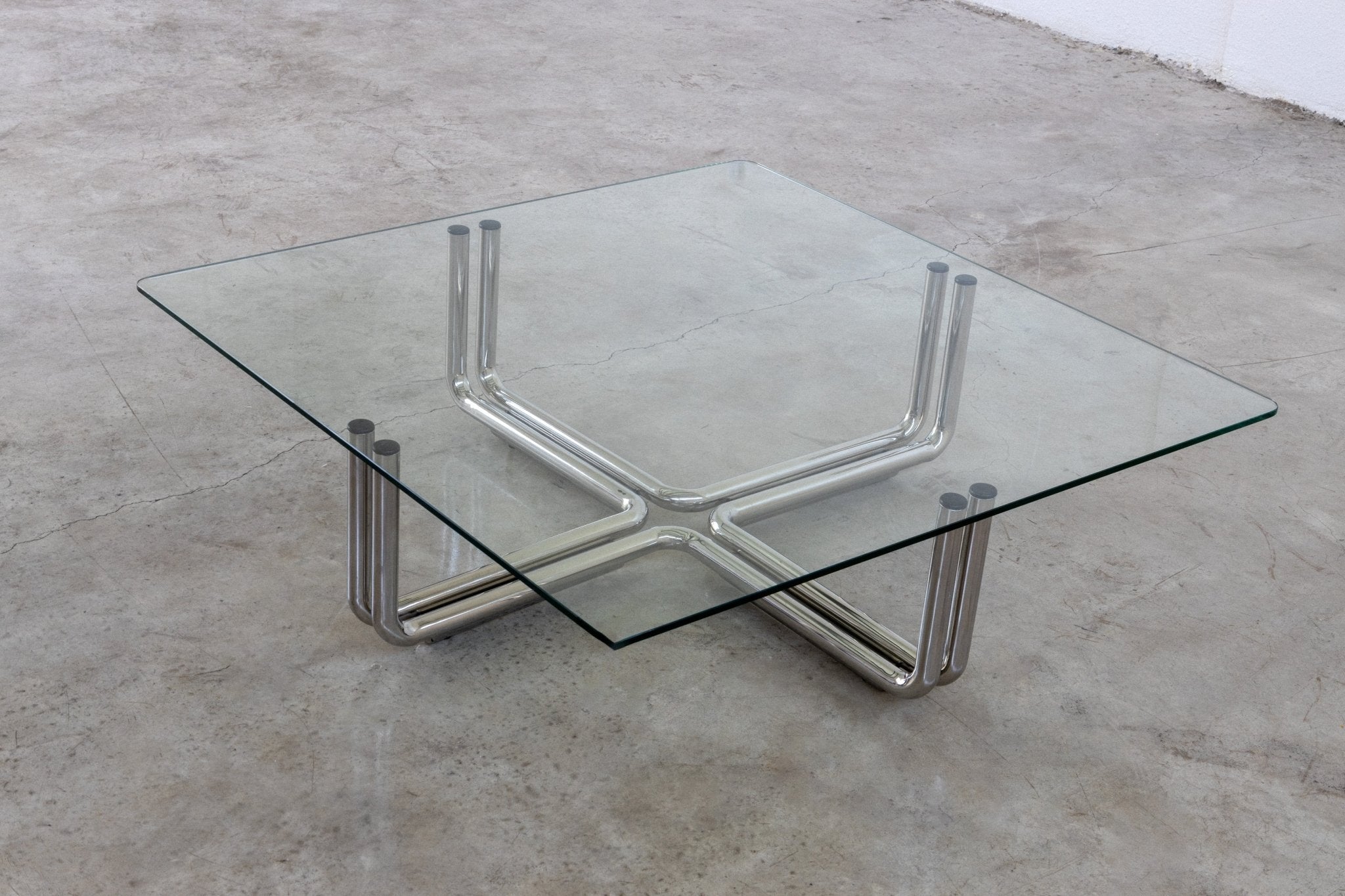 Cassina 784 Coffee Table Minimalist Glass Table UAE | Forma