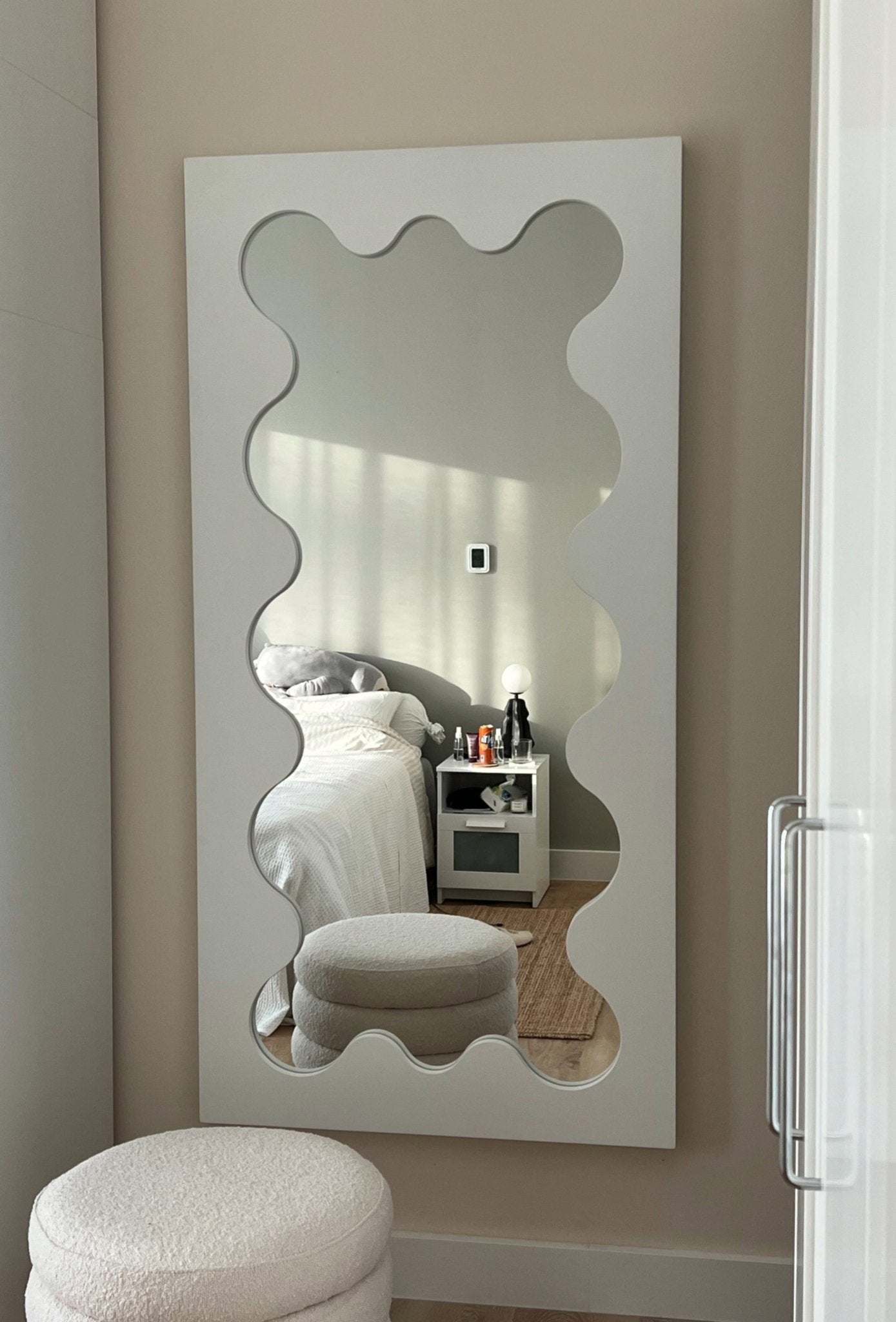 Curvy mirror - Forma - UAE - 18