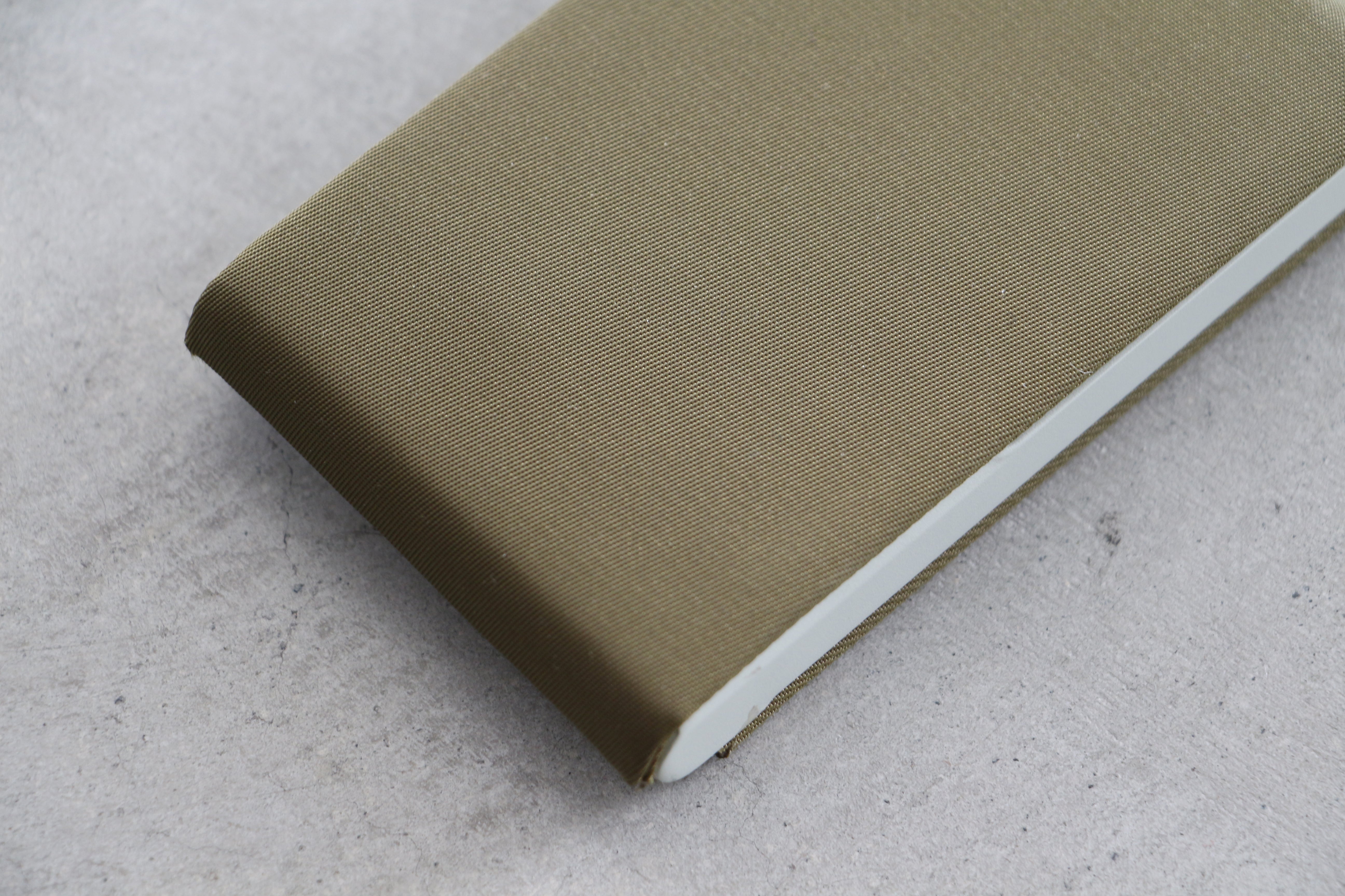 Metal Card Case Sleek Modern Business Accessory UAE | Forma