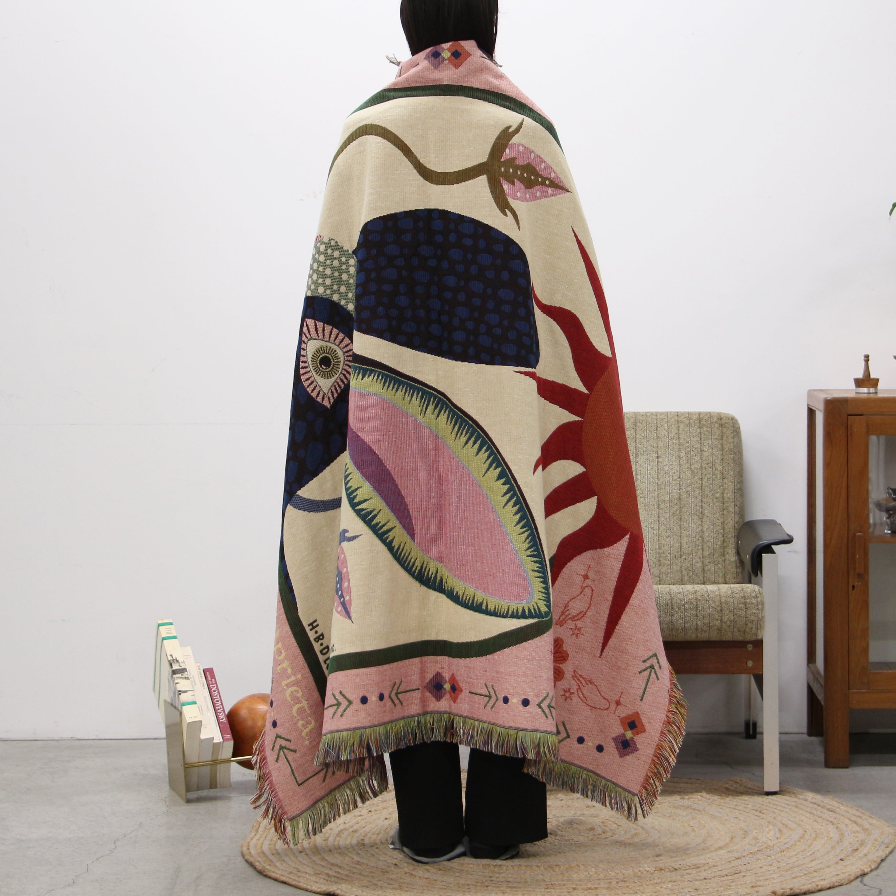 OAX Throwket Rabbit Soft Cozy Blanket Design UAE | Forma