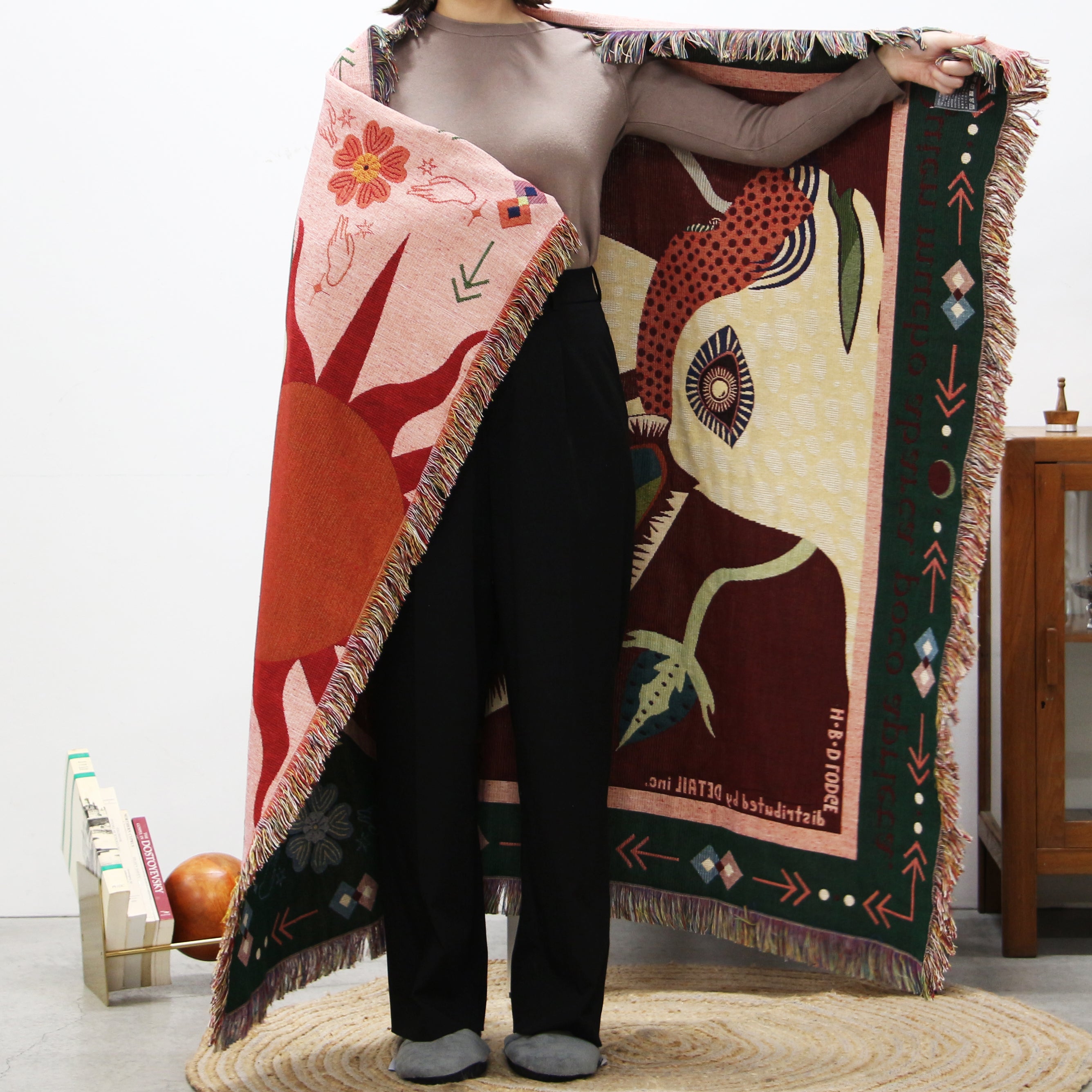 OAX Throwket Rabbit Soft Cozy Blanket Design UAE | Forma