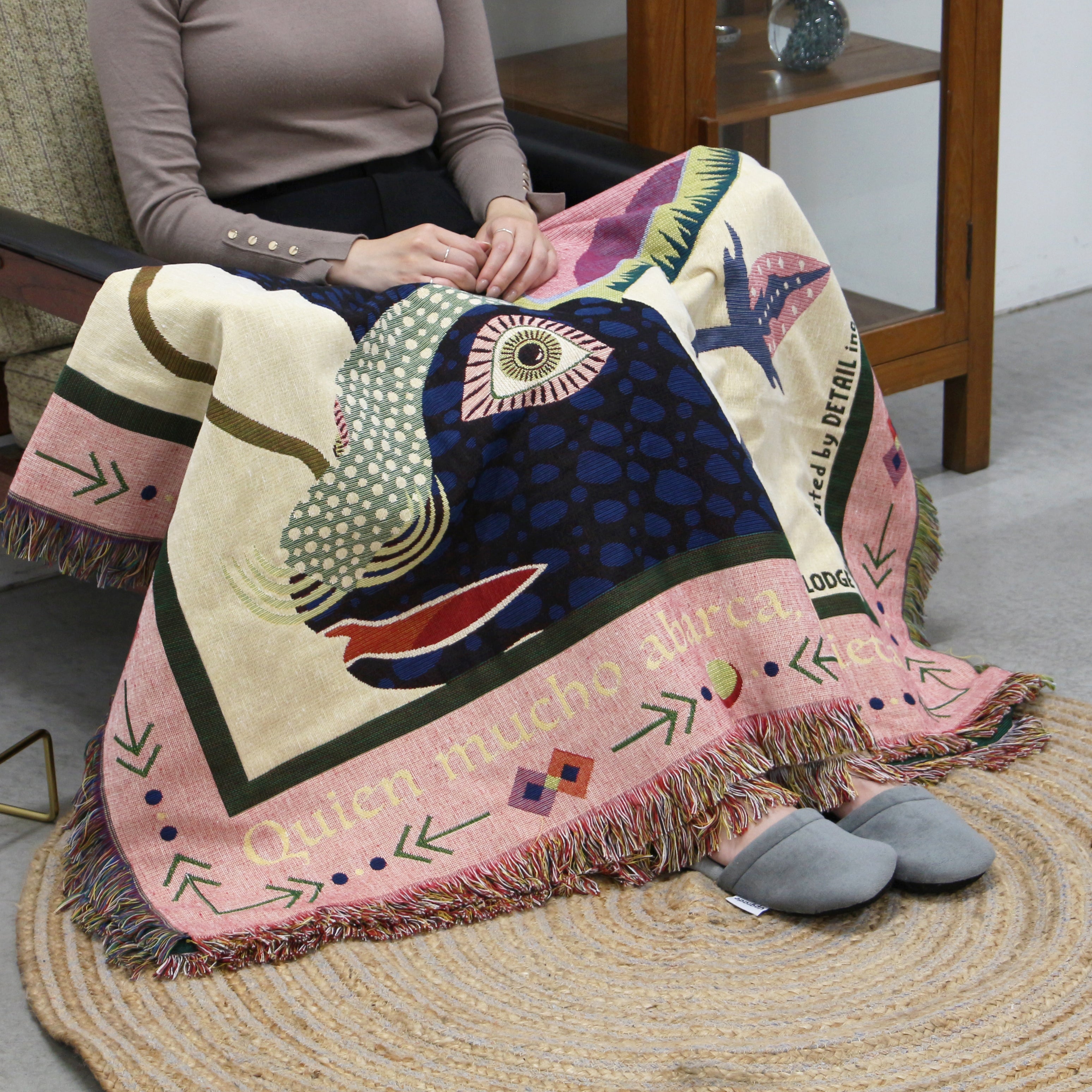 OAX Throwket Rabbit Soft Cozy Blanket Design UAE | Forma