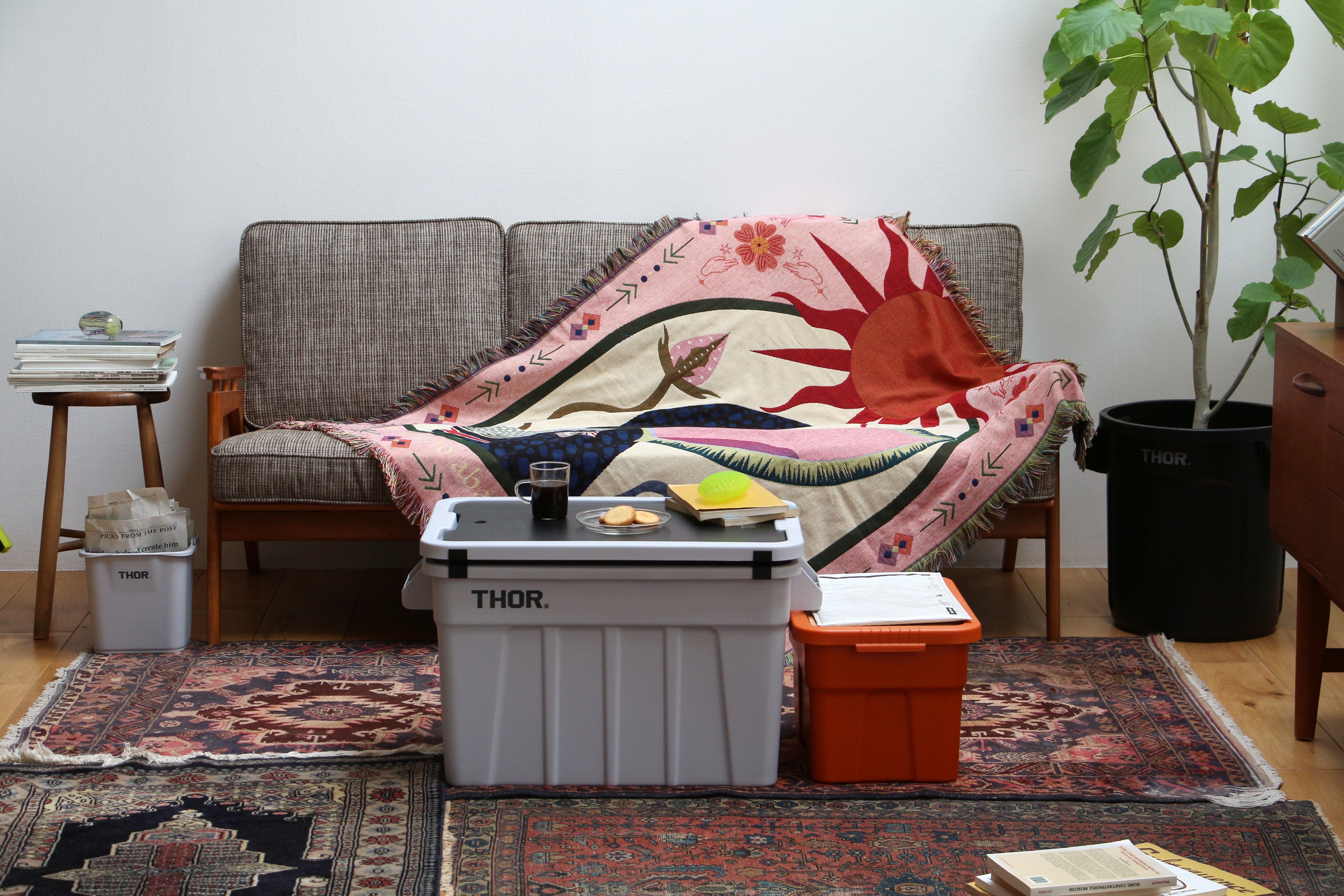 OAX Throwket Rabbit Soft Cozy Blanket Design UAE | Forma