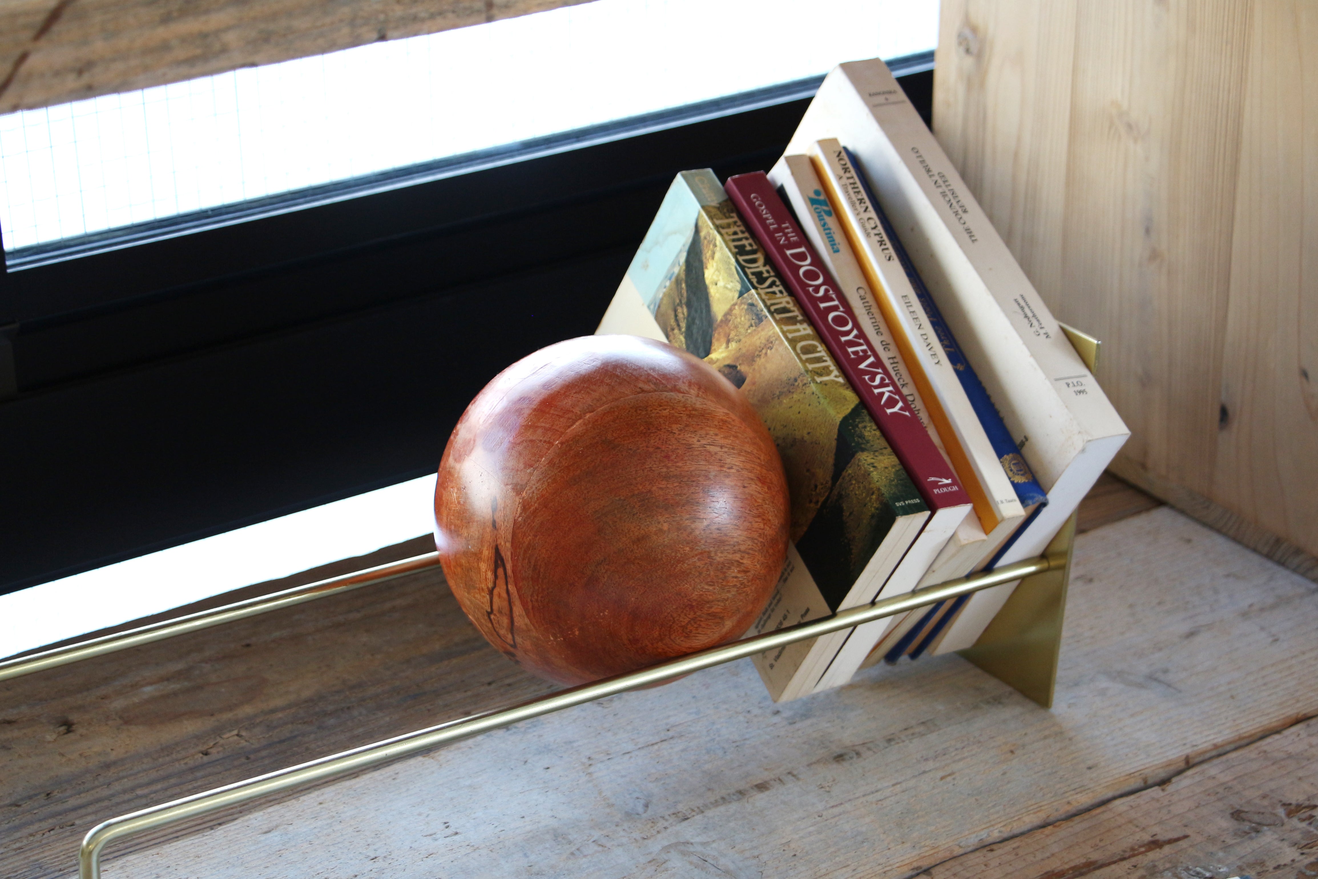 Slope Book End Gold UAE | Modern Decorative Accent – Forma