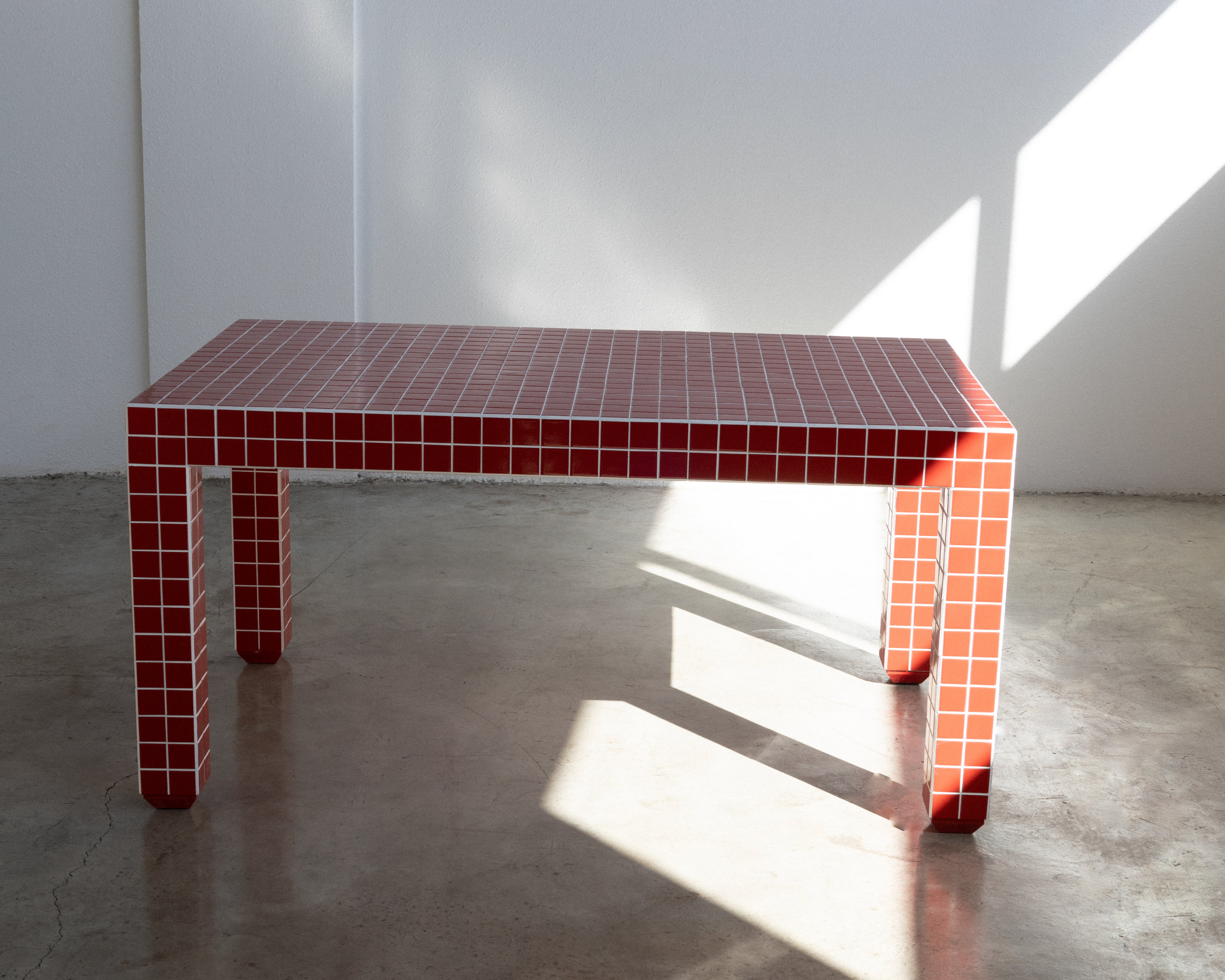 Tiles Dining Table Modern Stylish Dining Table UAE | Forma