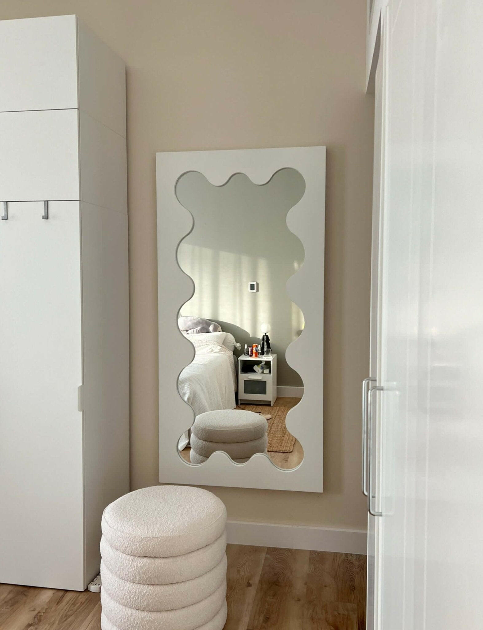 Curvy mirror - Forma - UAE - 7